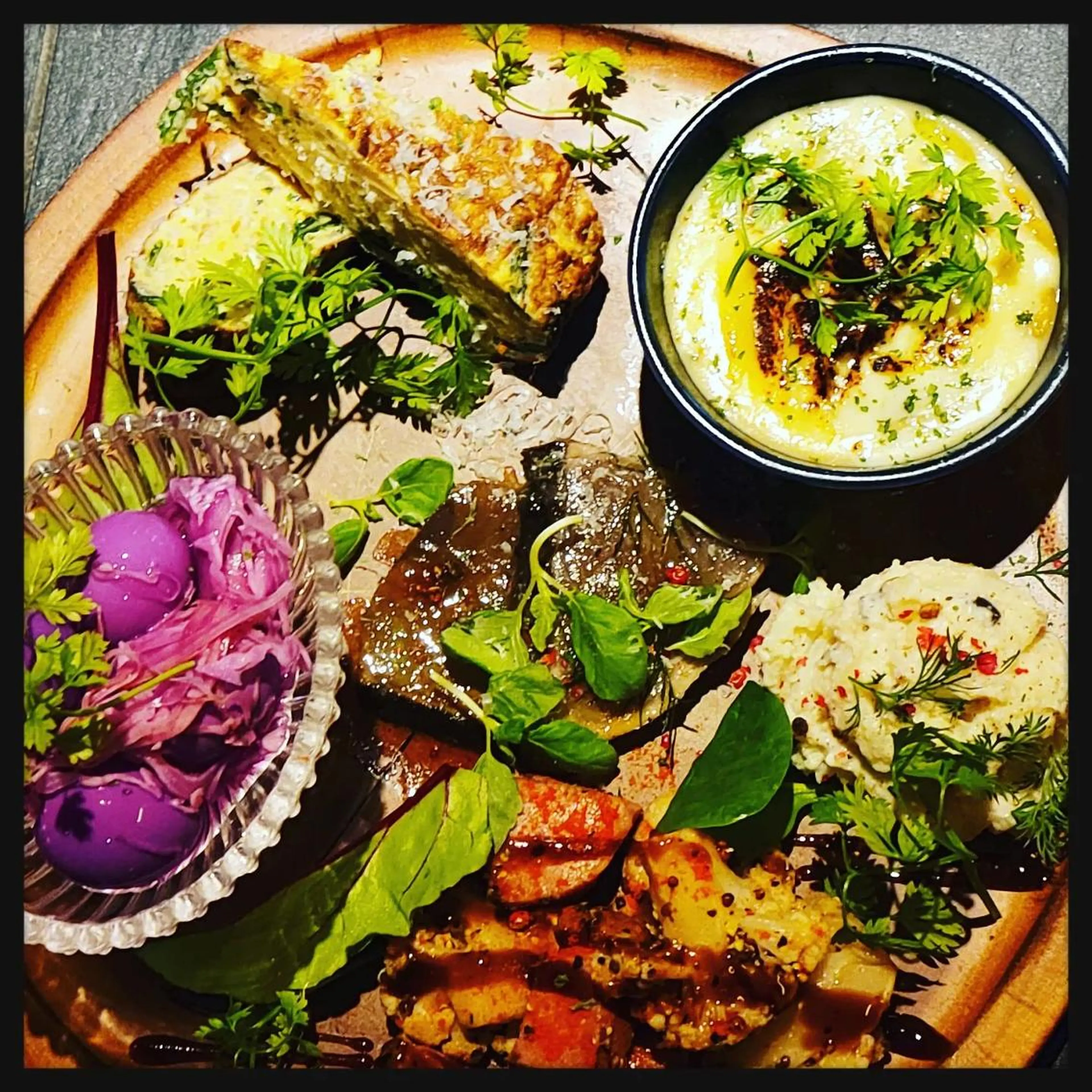 ショート カラー ヘアアレンジ 結婚式・ブライダル 🩷Eny terrace🩷のヘアスタイル