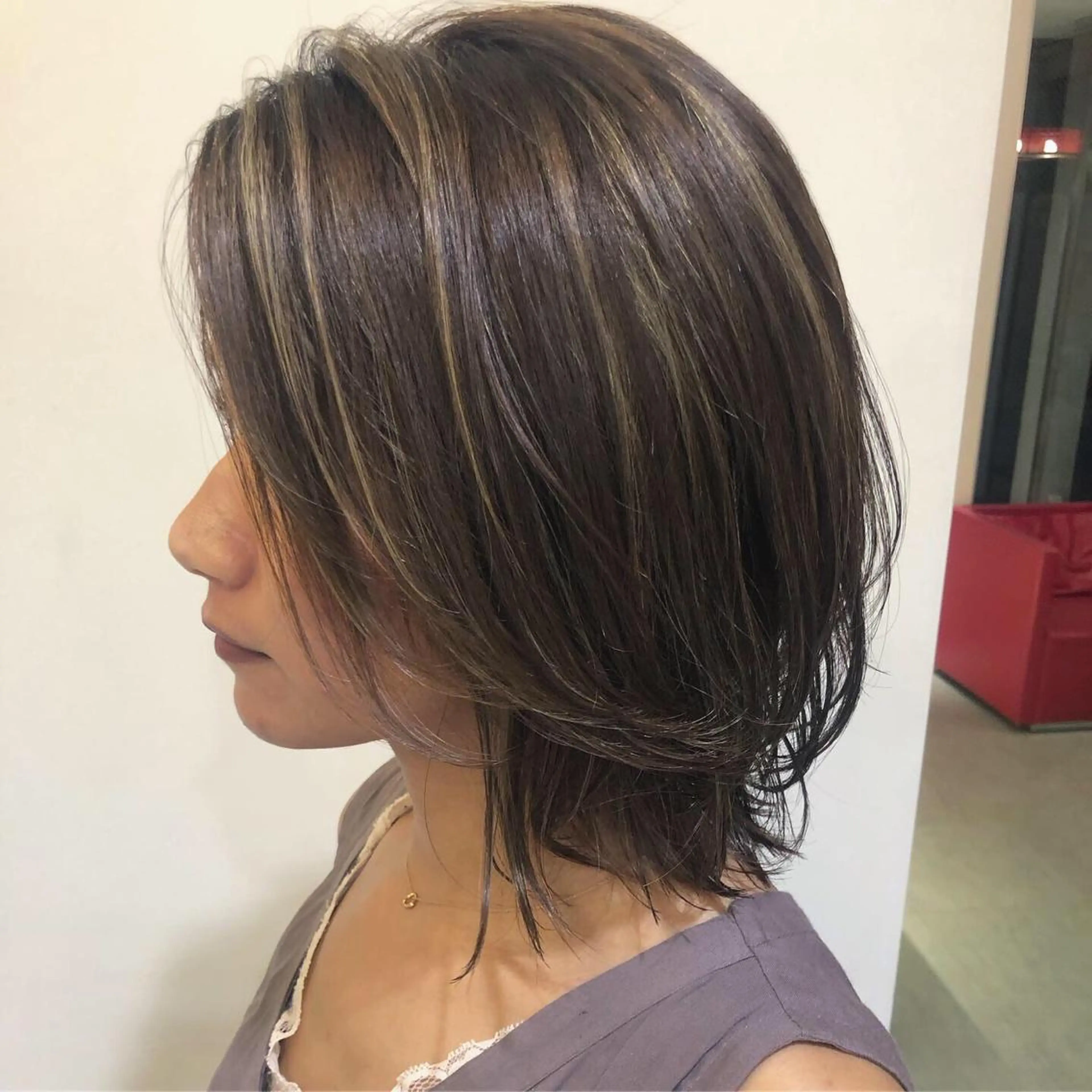 ミディアム カラー ウルフカット ヤマモト マイのヘアスタイル