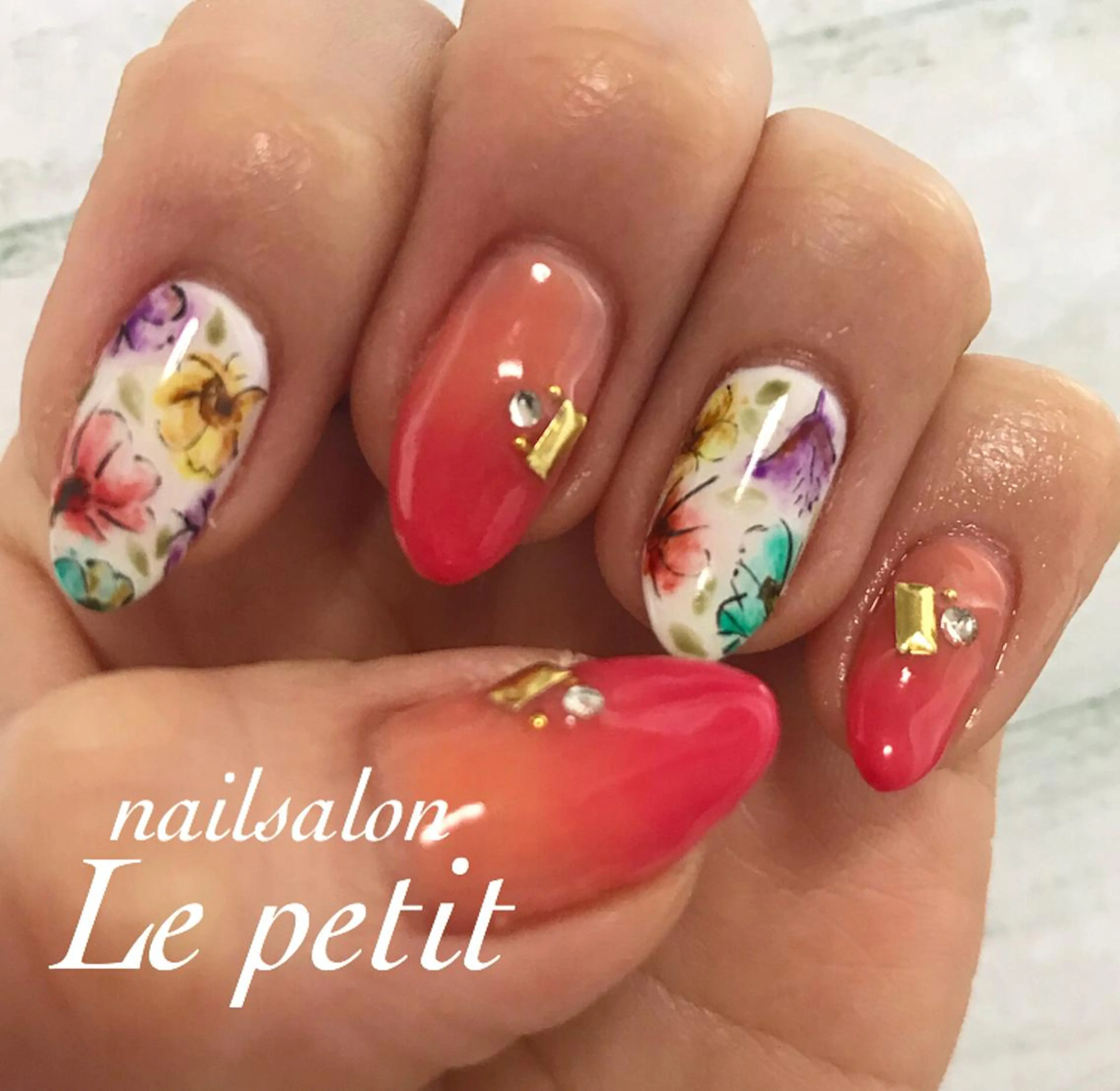 ネイル 石野 広佳のネイルデザイン