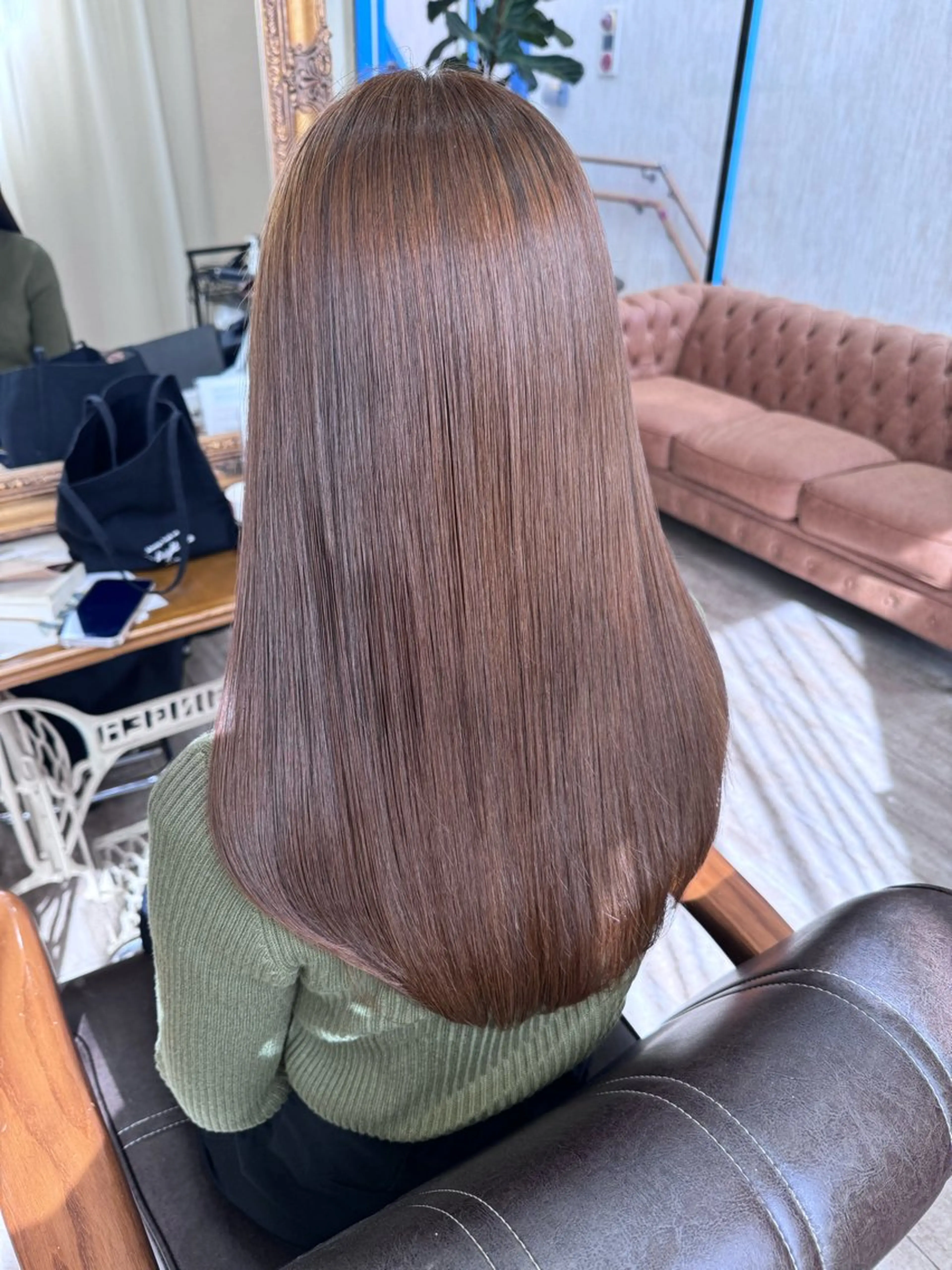 ロング カラー ベージュカラー ミルクティーベージュ 髪質改善 レイヤーカット カット ヘアカラー トリートメント 新越谷noble店長 松本拓也▶◀*.のヘアスタイル