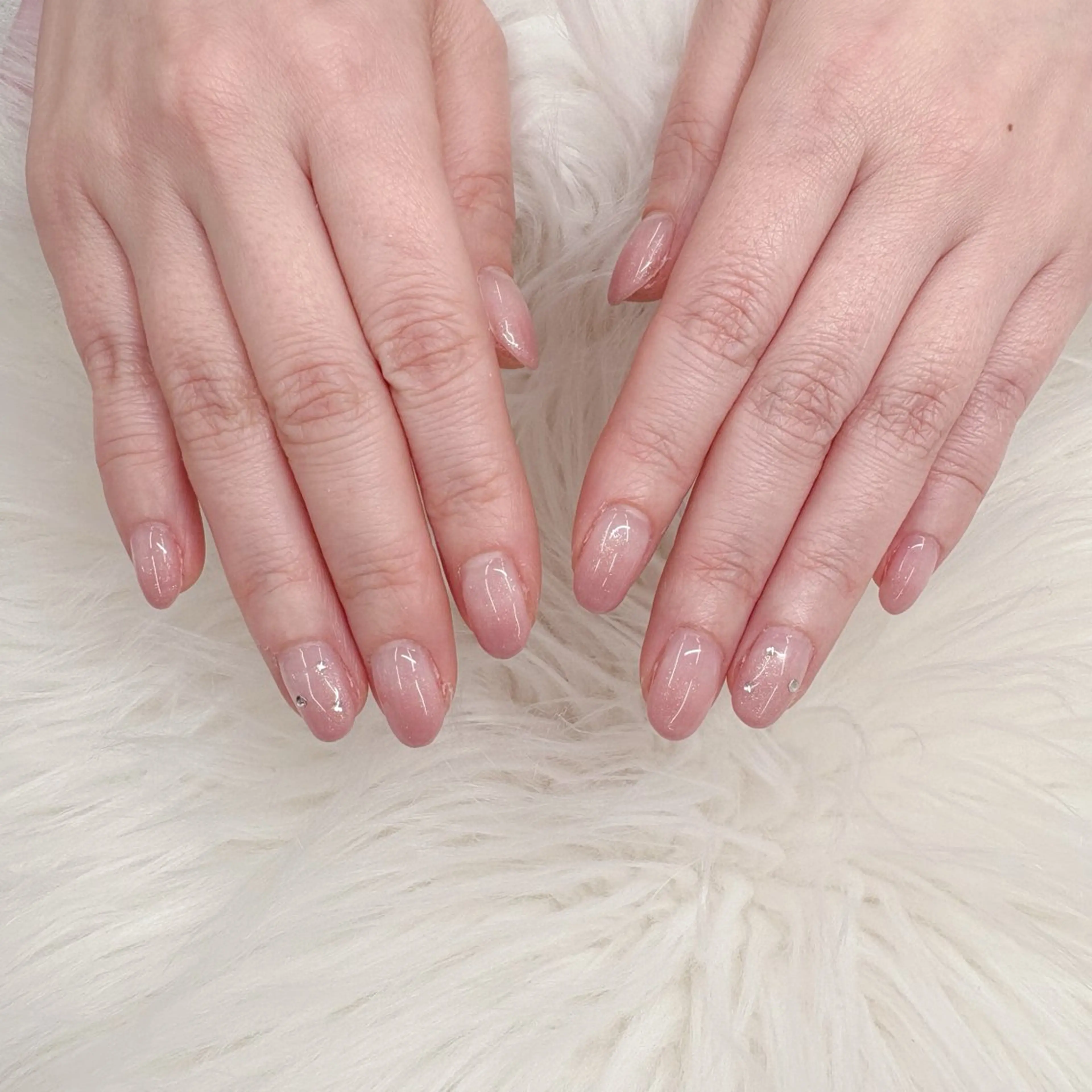 ネイル ストーンネイル ハンドネイル エリクサーネイル池袋 大谷のネイルデザイン