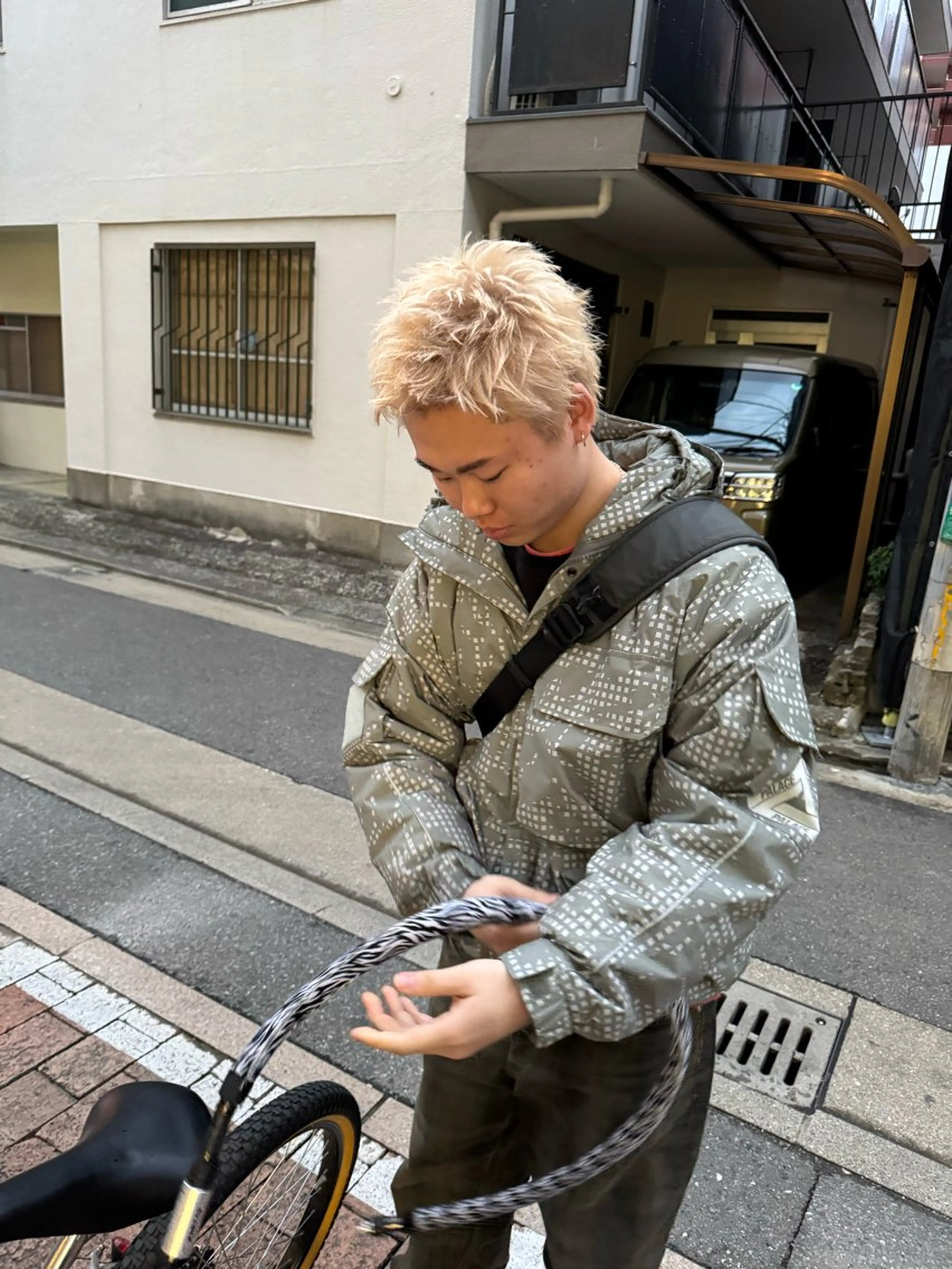 カラー キッズ ブロンド カット ヘアカラー TRUCKIN UP THE PATH所属・さとう けんたのヘアスタイル