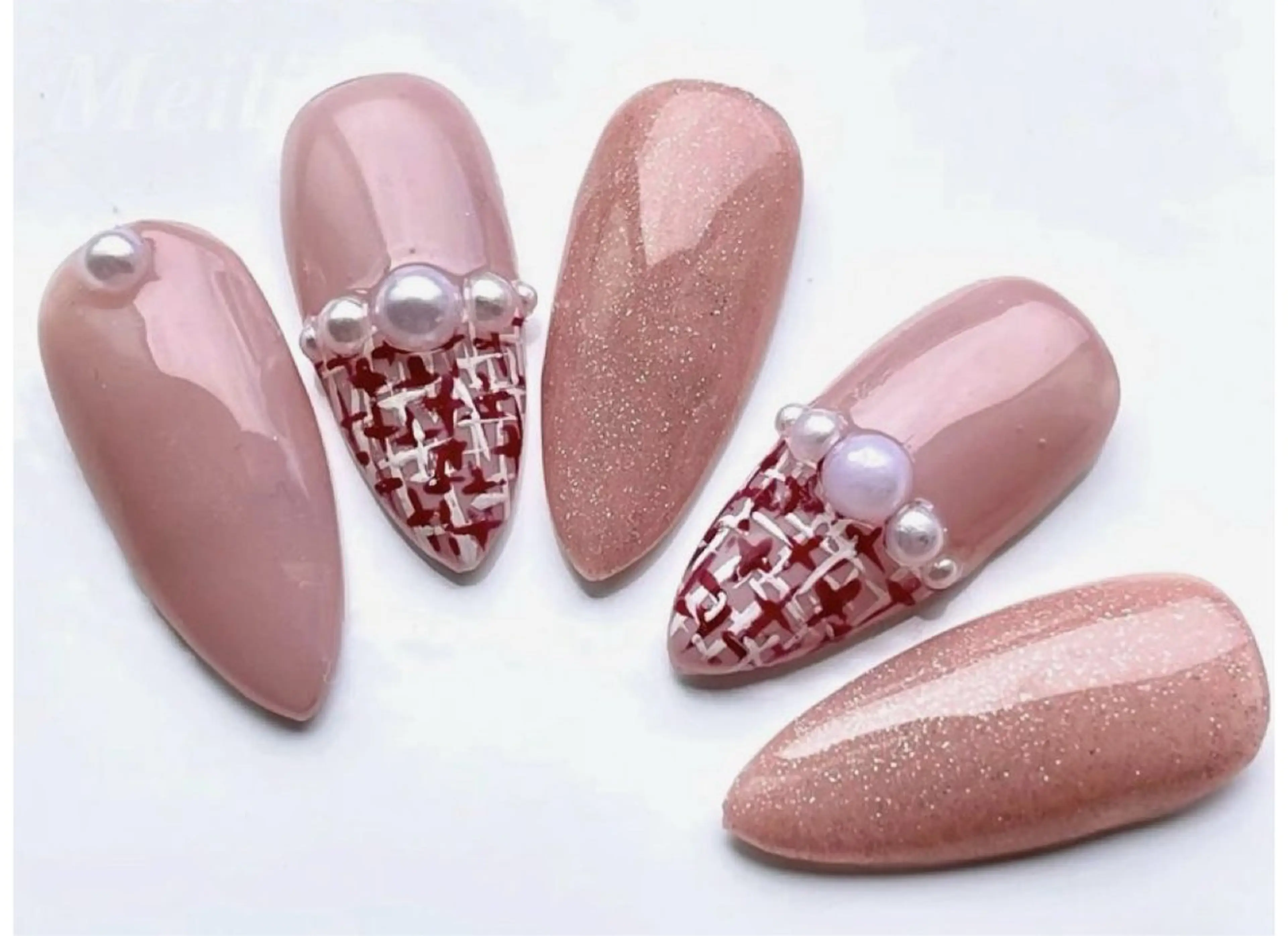 ネイル MAXKELLY ASAのネイルデザイン