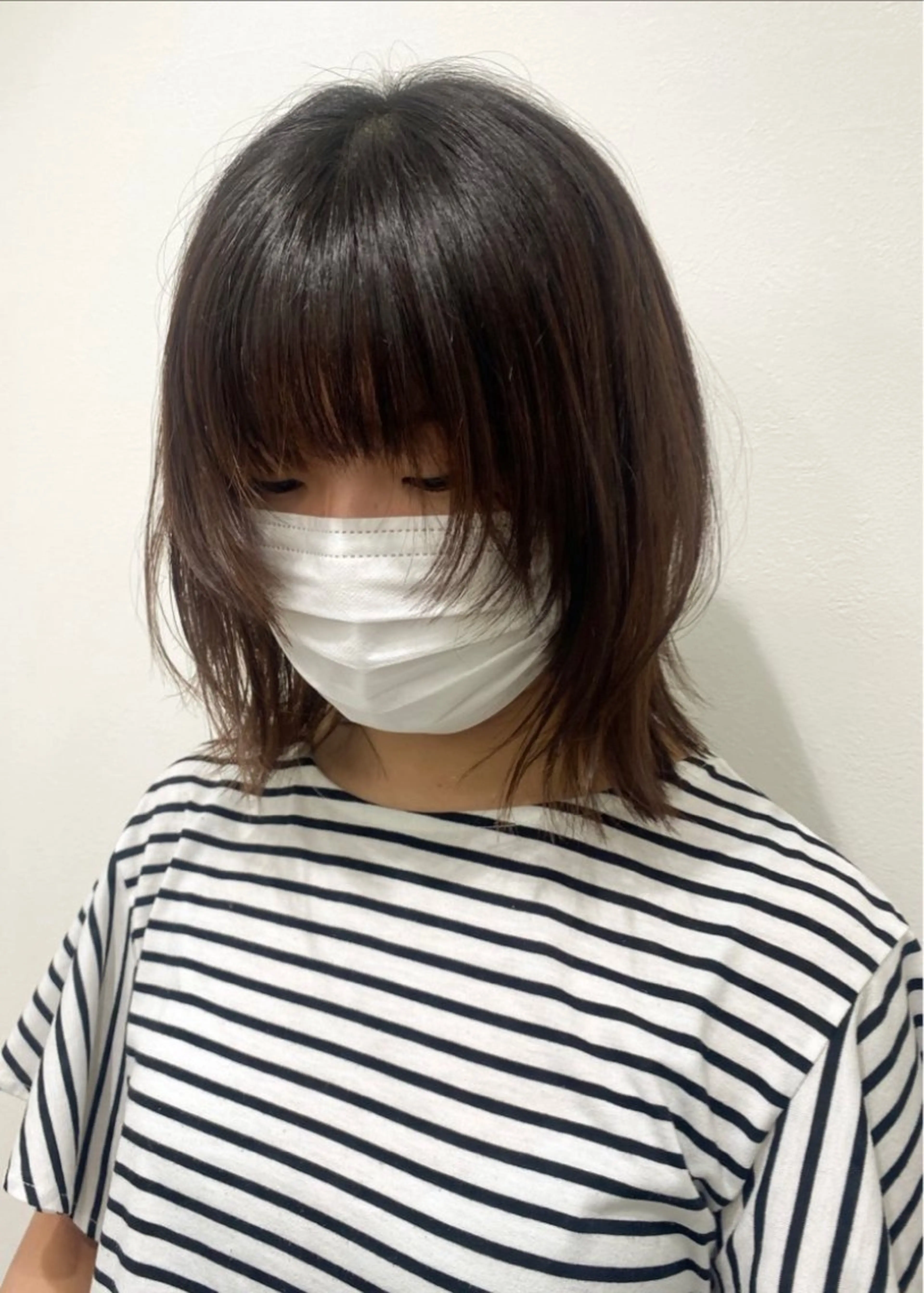 ミディアム レイヤーカット ウルフカット ウルフレイヤー カット パーマ 縮毛矯正 anli所属・tomomi /レイヤーカットのヘアスタイル