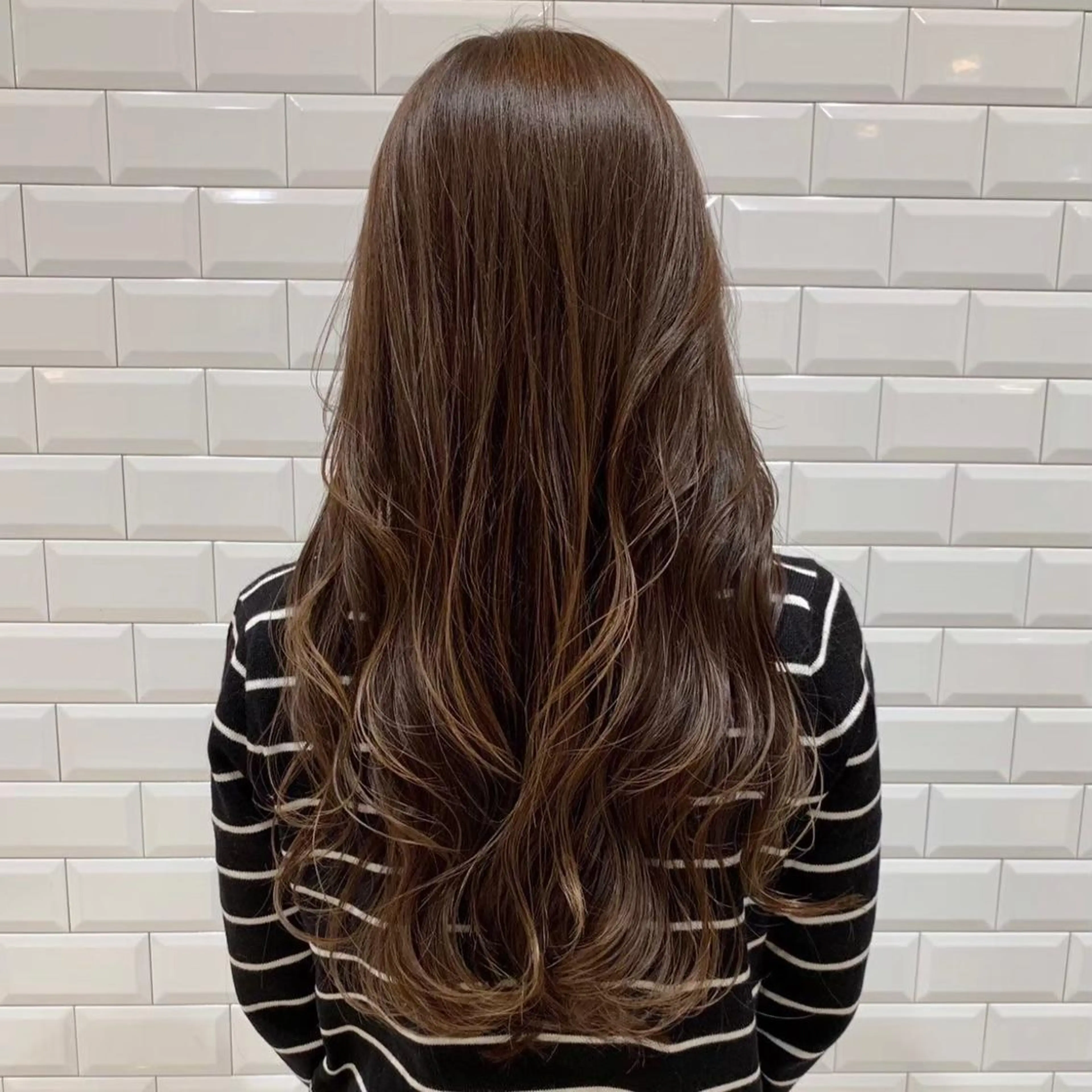 ロング カラー ヘアアレンジ カット ヘアカラー トリートメント 秋山 達乃進のヘアスタイル