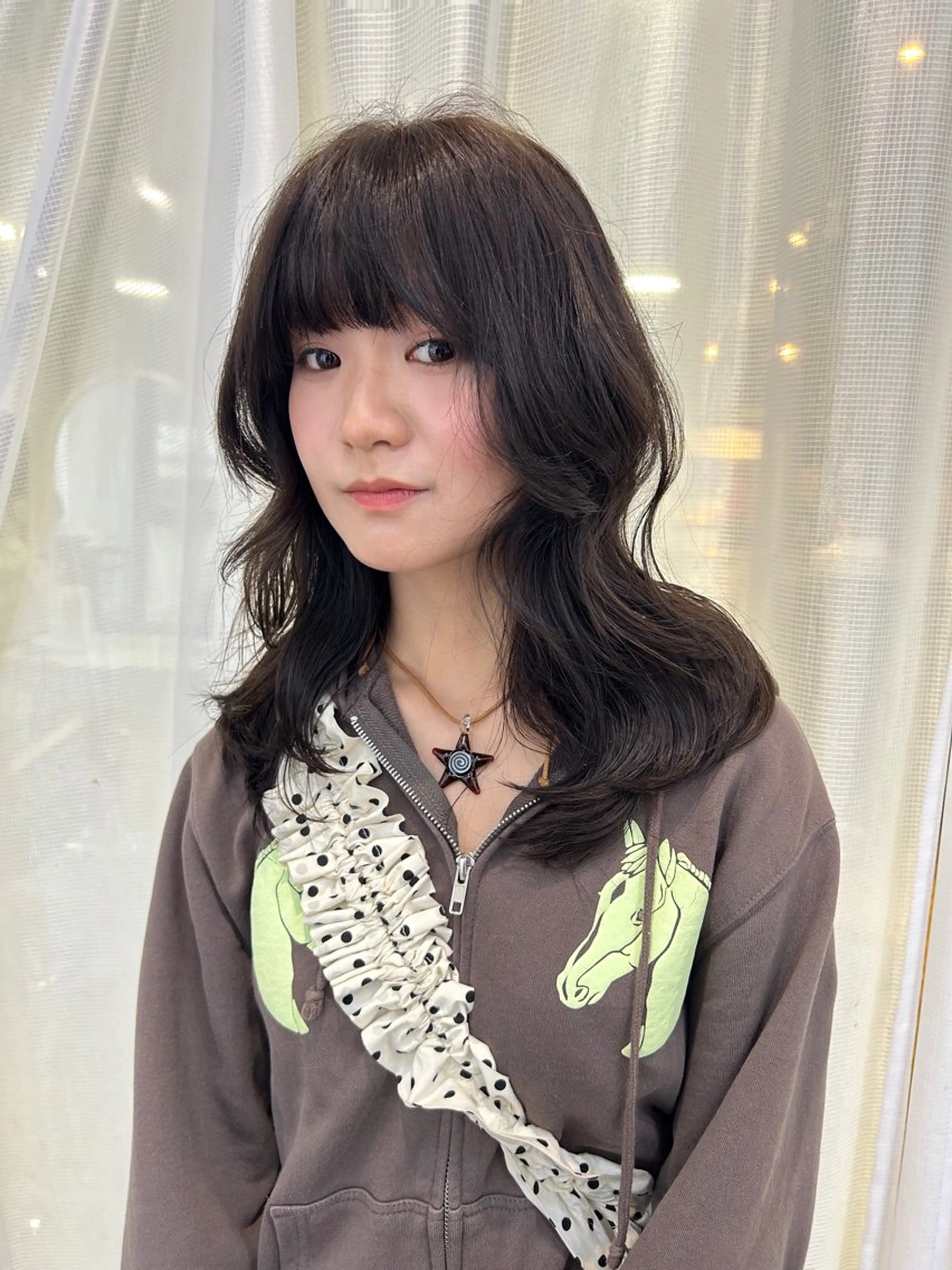 セミロング カラー グレージュ トリートメント ヘアカラー 【 pia 】 とものヘアスタイル