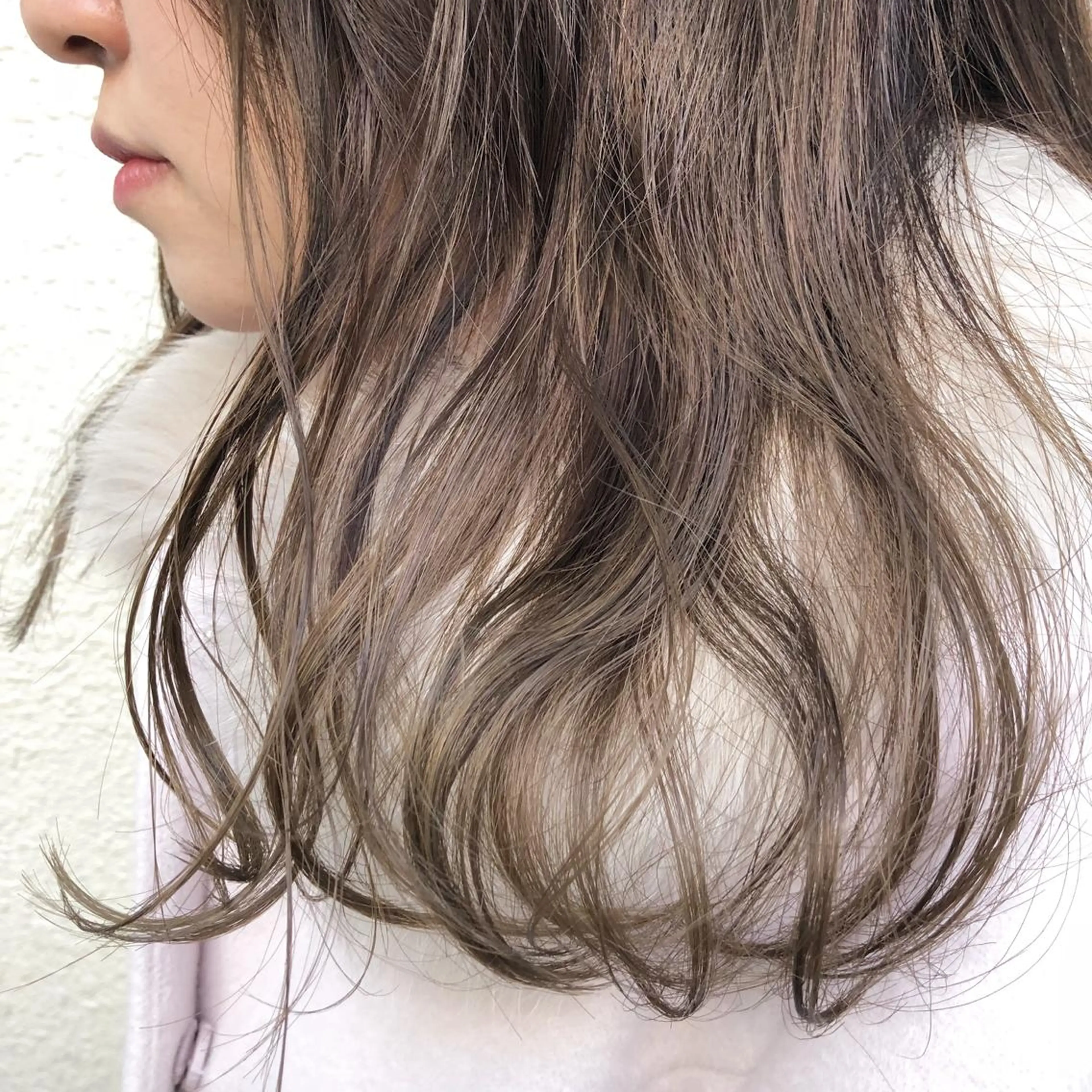 セミロング カラー パーマ ヘアアレンジ ベージュカラー 脱白髪染め特化GBG 自由が丘所属・【白髪ぼかし 専門GBG】自由が丘のヘアスタイル