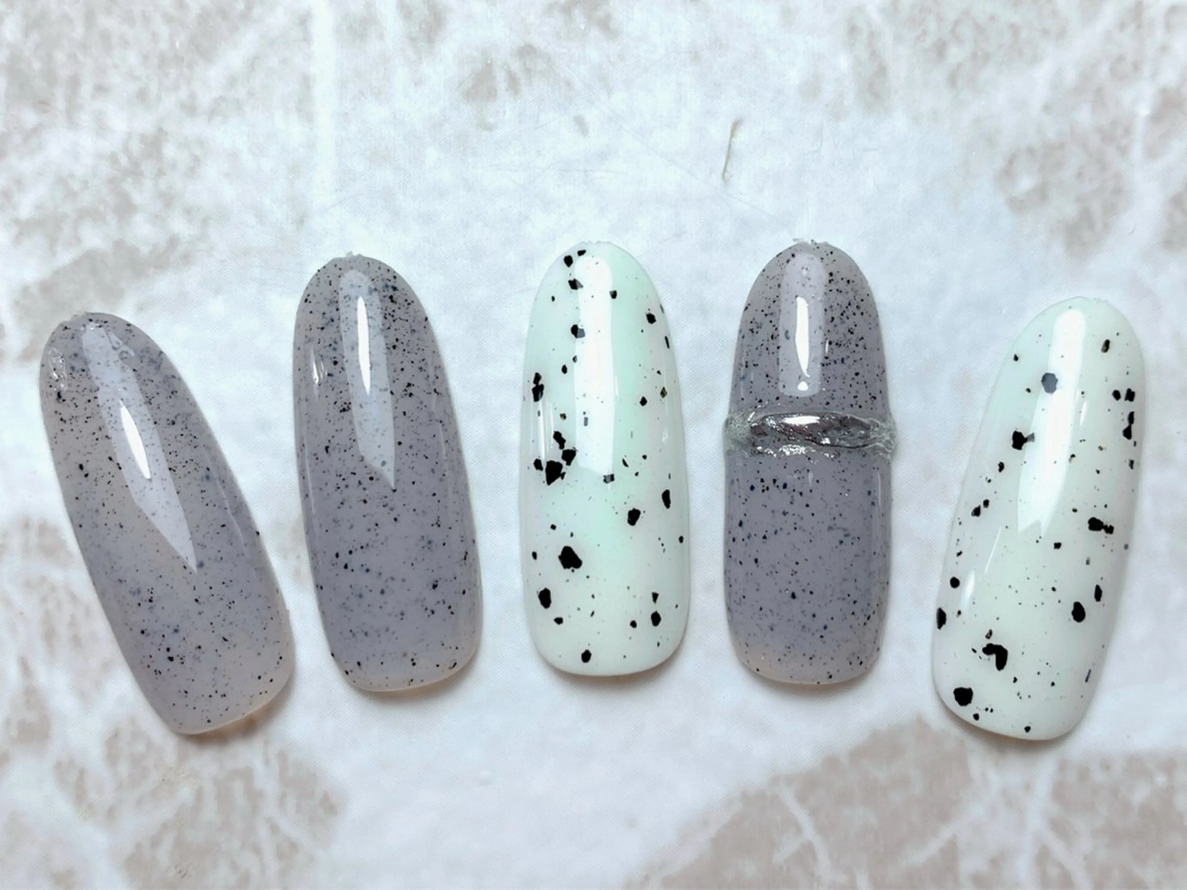 ネイル ハンドネイル マジックミラー所属・マジック ミラーのネイルデザイン