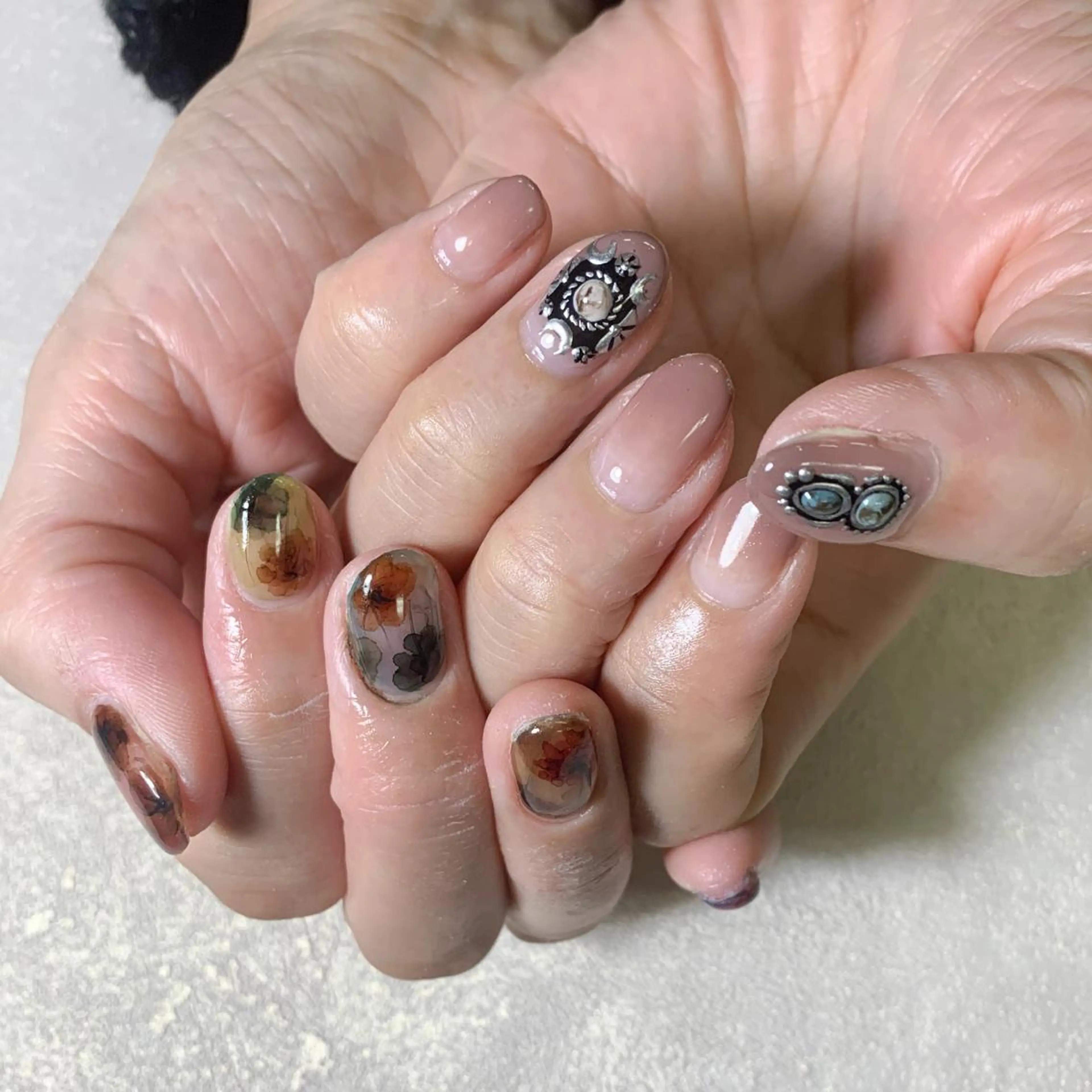 ネイル atelier　FIORITURA所属・FIORITURA aiのネイルデザイン