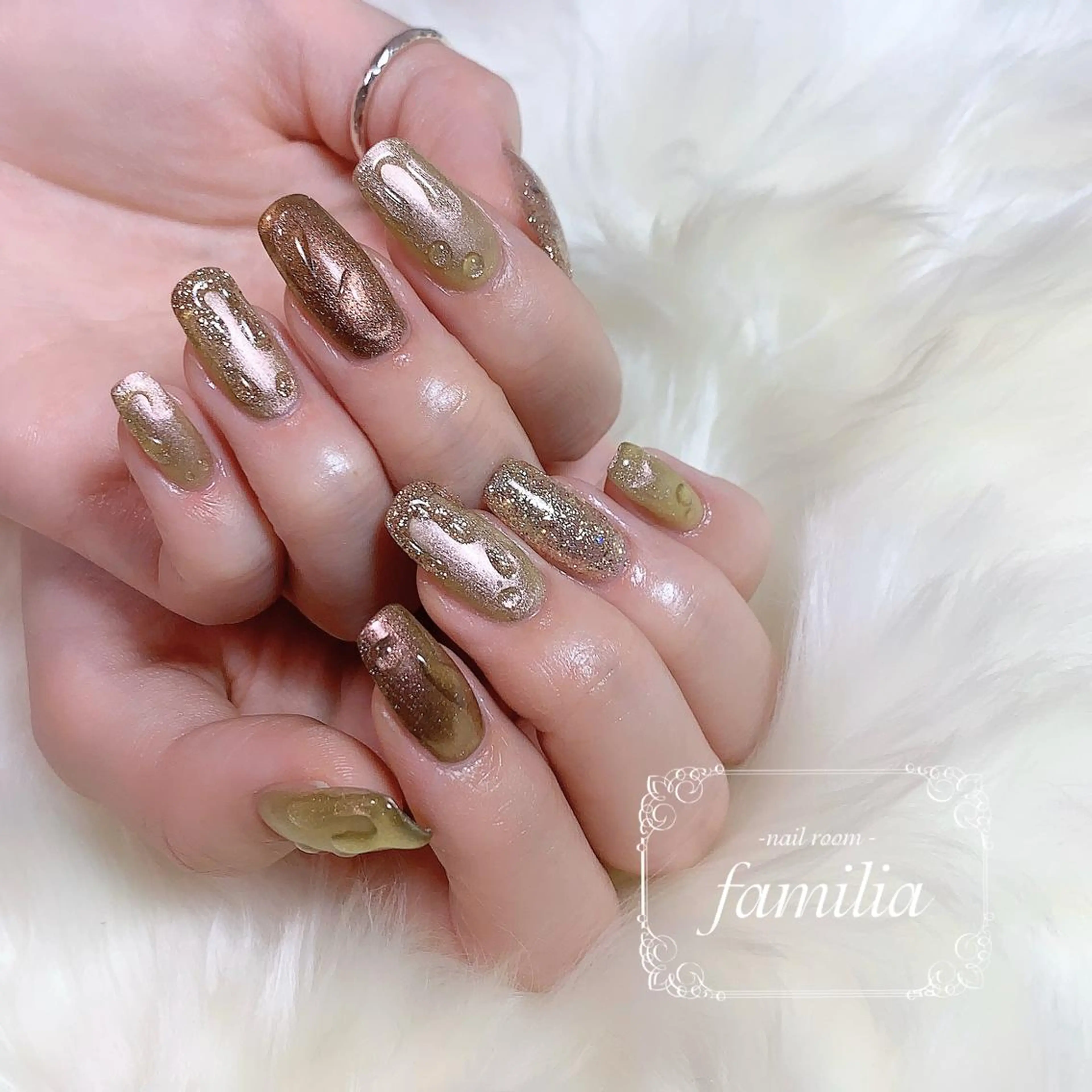 ネイル ハンドネイル -nailroom- familiaのネイルデザイン