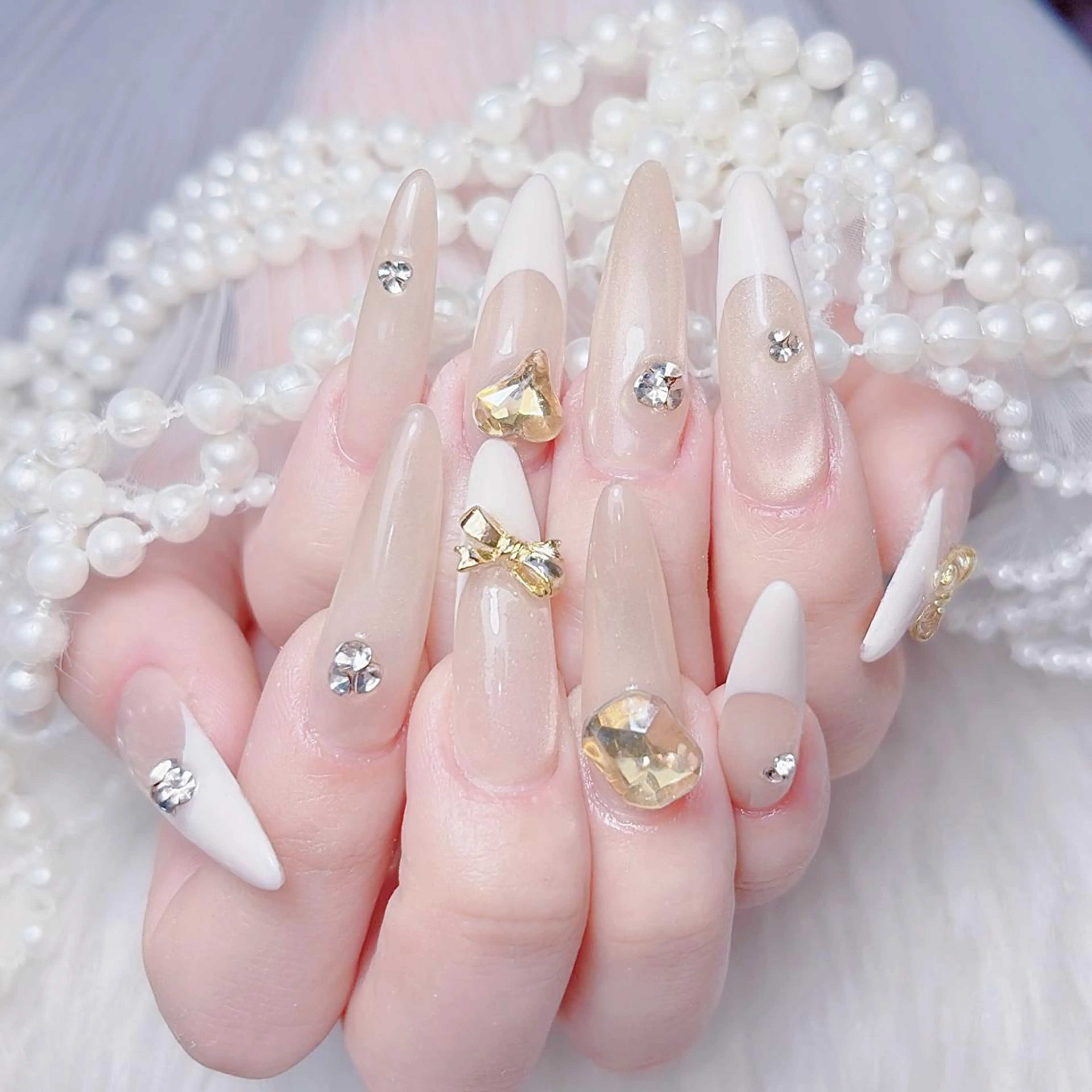 ネイル 🎀まゆ 🪽🐾のネイルデザイン