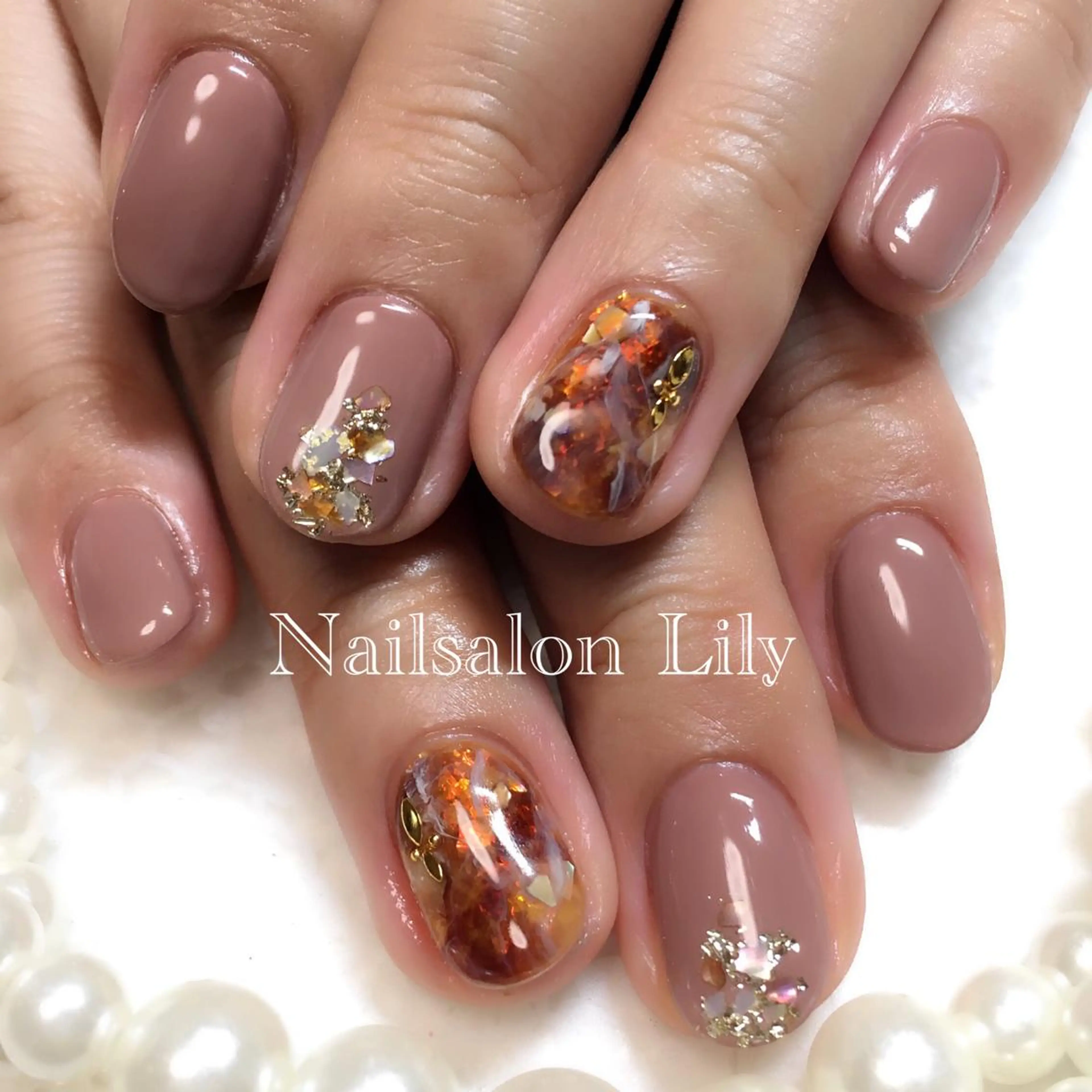 ネイル べっ甲ネイル Nailsalon Lilyのネイルデザイン