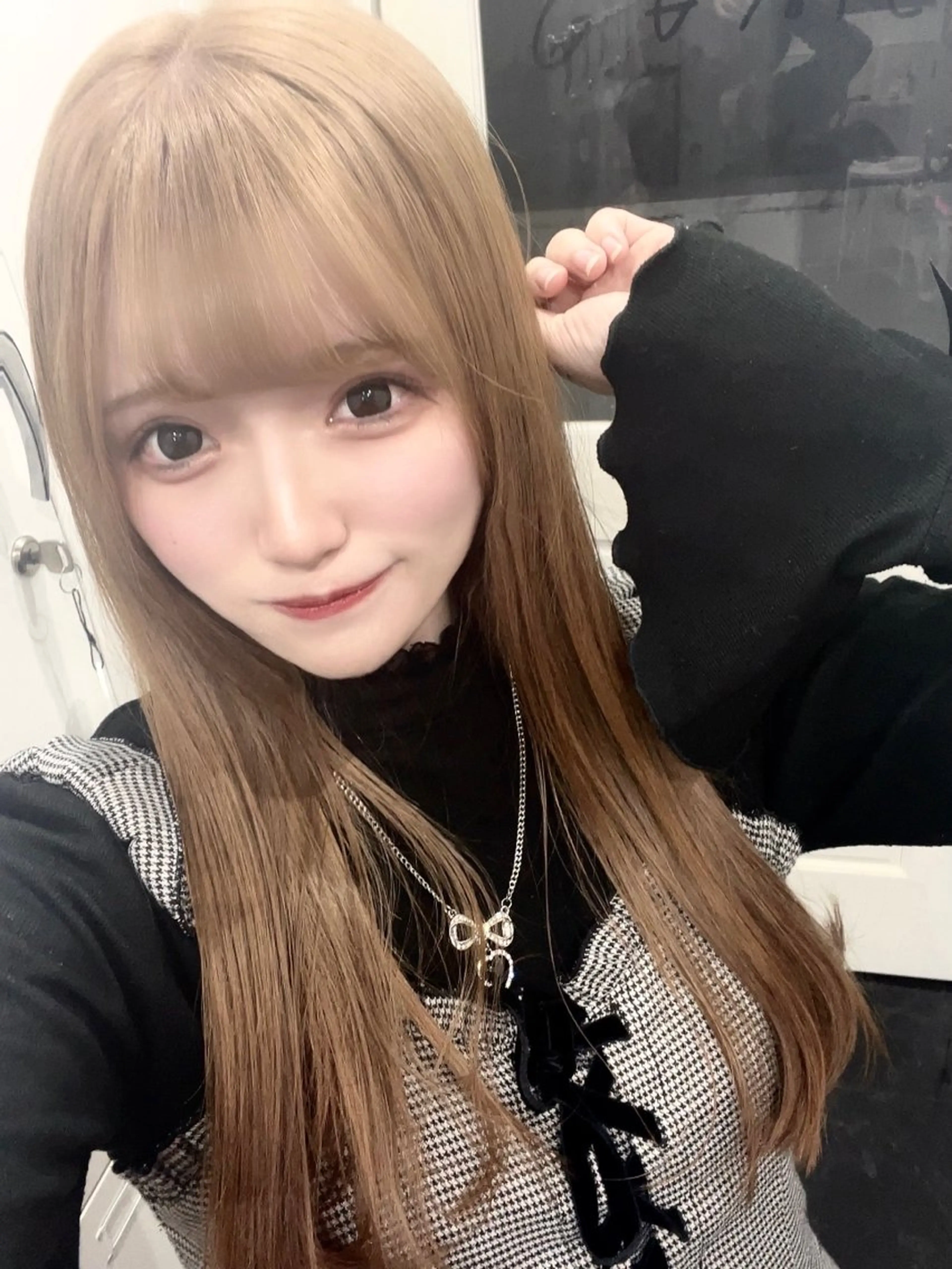 ロング カラー ヘアカラー トリートメント ヘアセット ♱地雷カラー♱ウルフ ♱ 藍衣 ♱のヘアスタイル