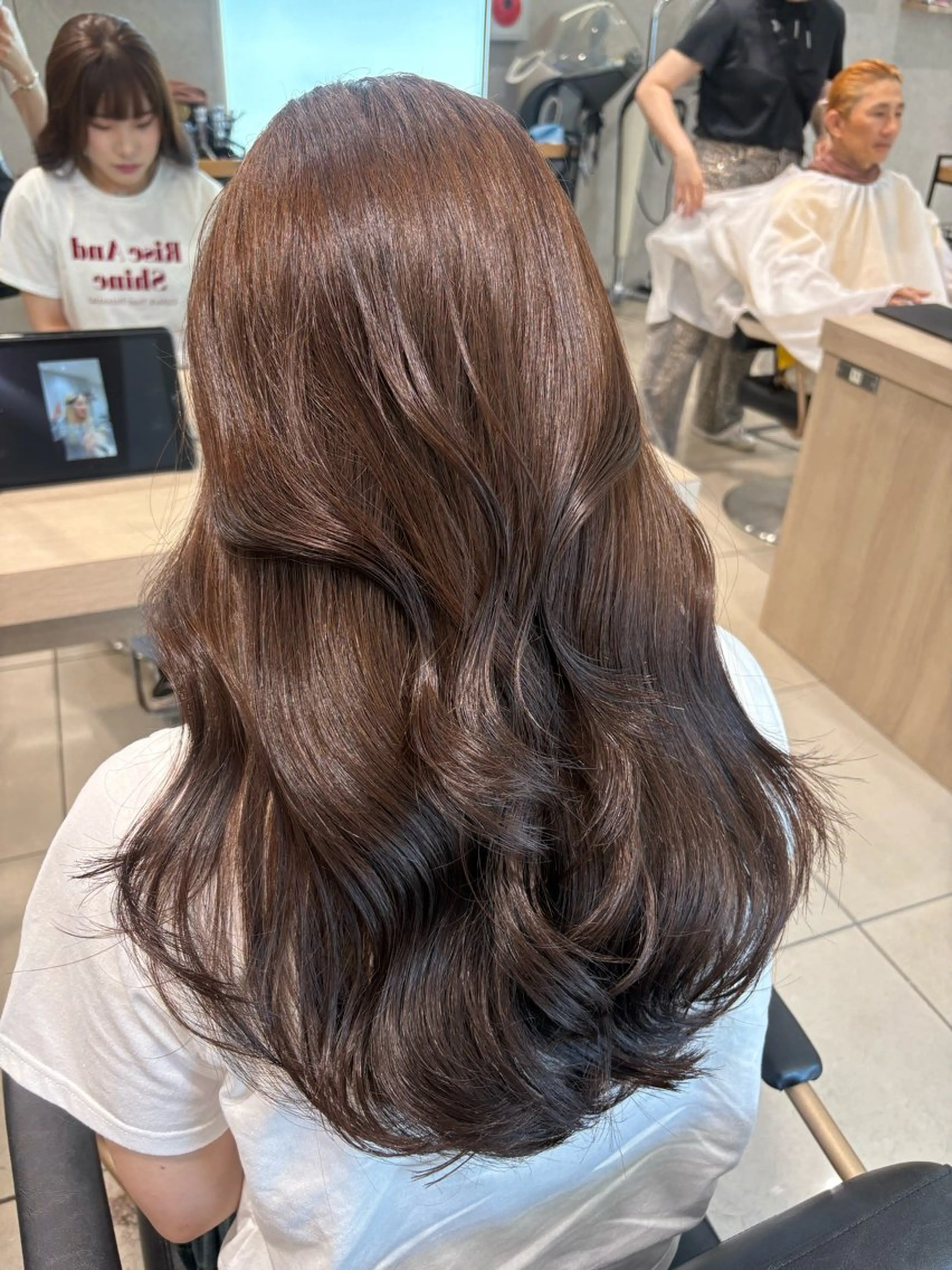 ロング 〖 韓国hair 〗 室岡　咲希のヘアスタイル