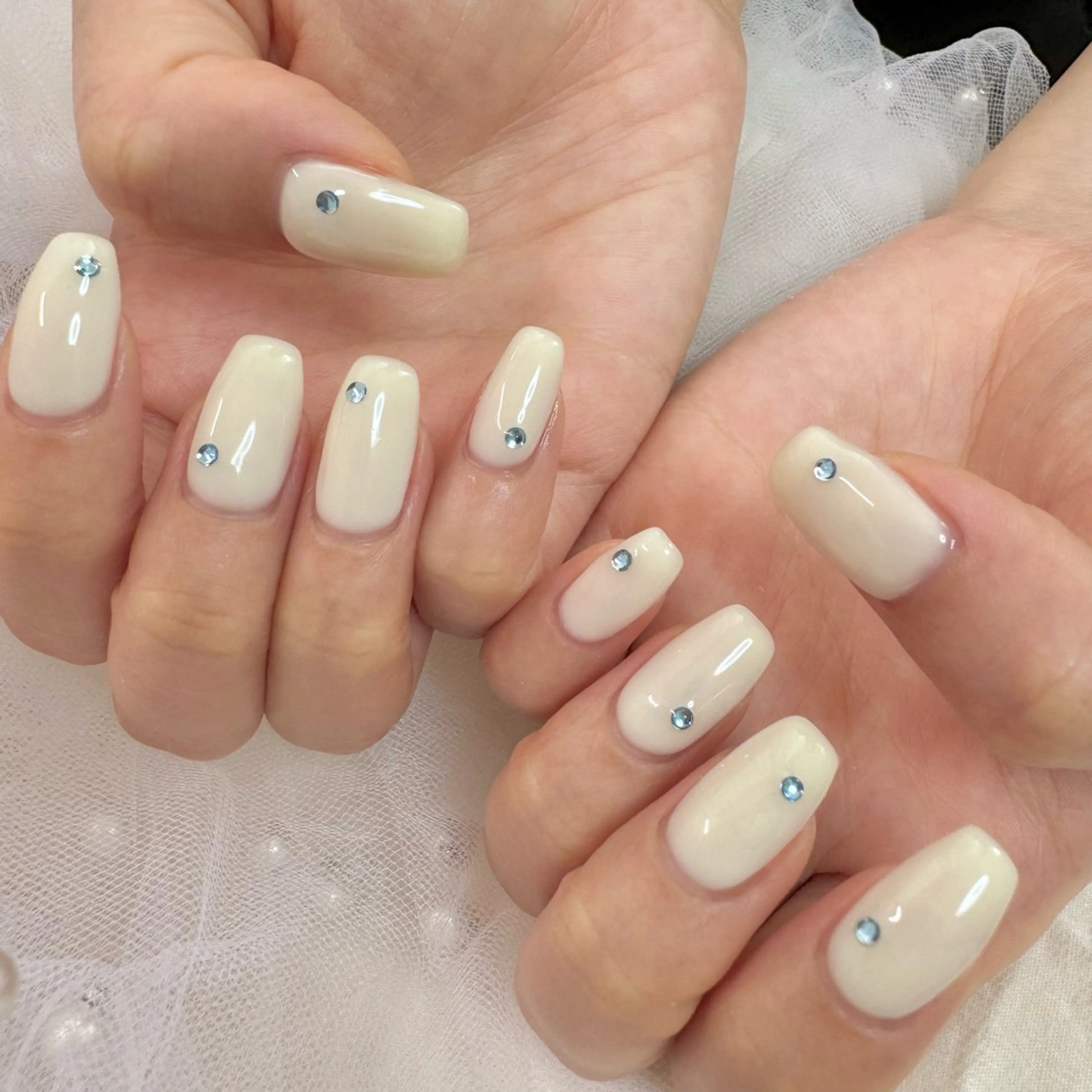ネイル シンプルネイル ハンドネイル nail salon e'mu💐のネイルデザイン