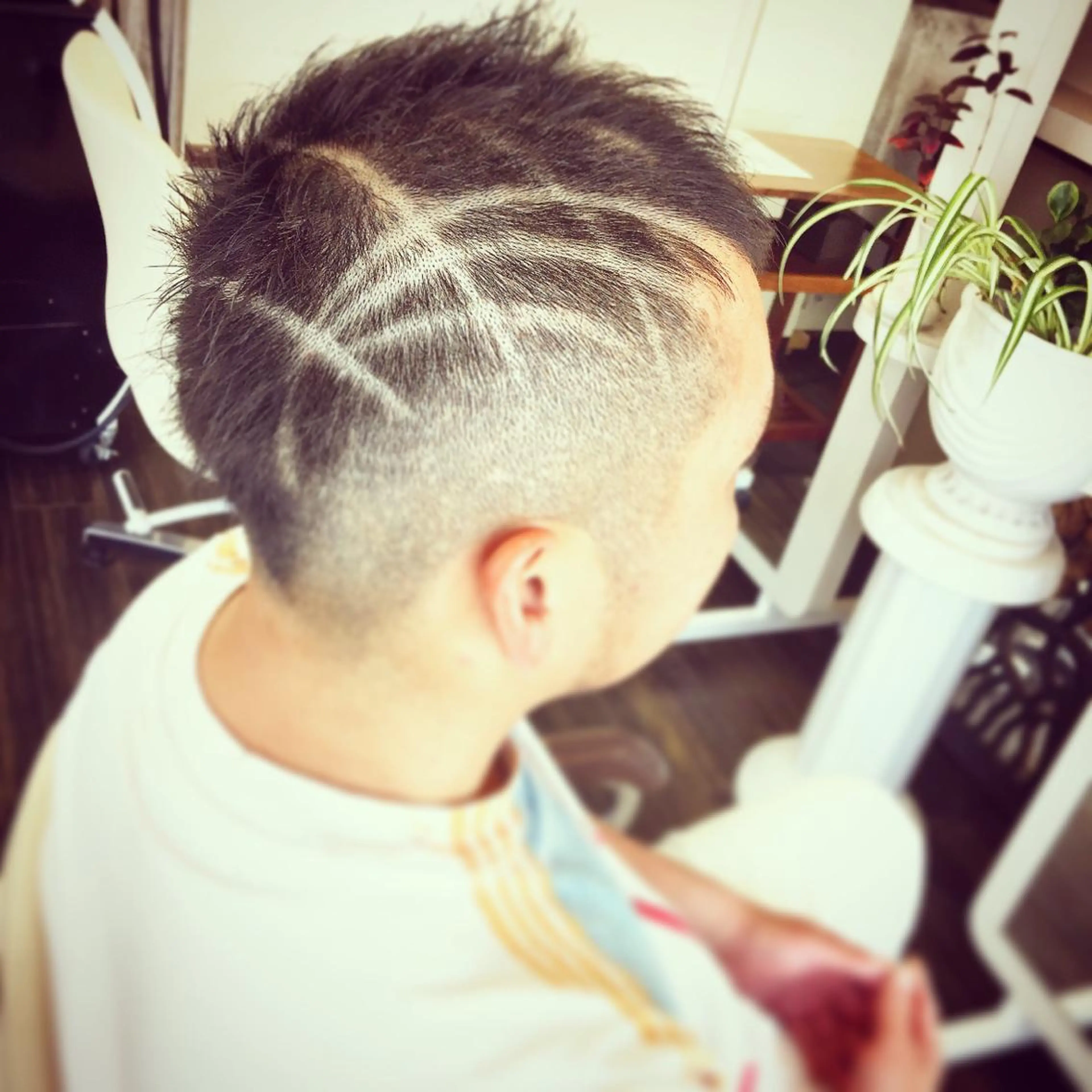 カット+ラインデザイン6600​〜​の写真