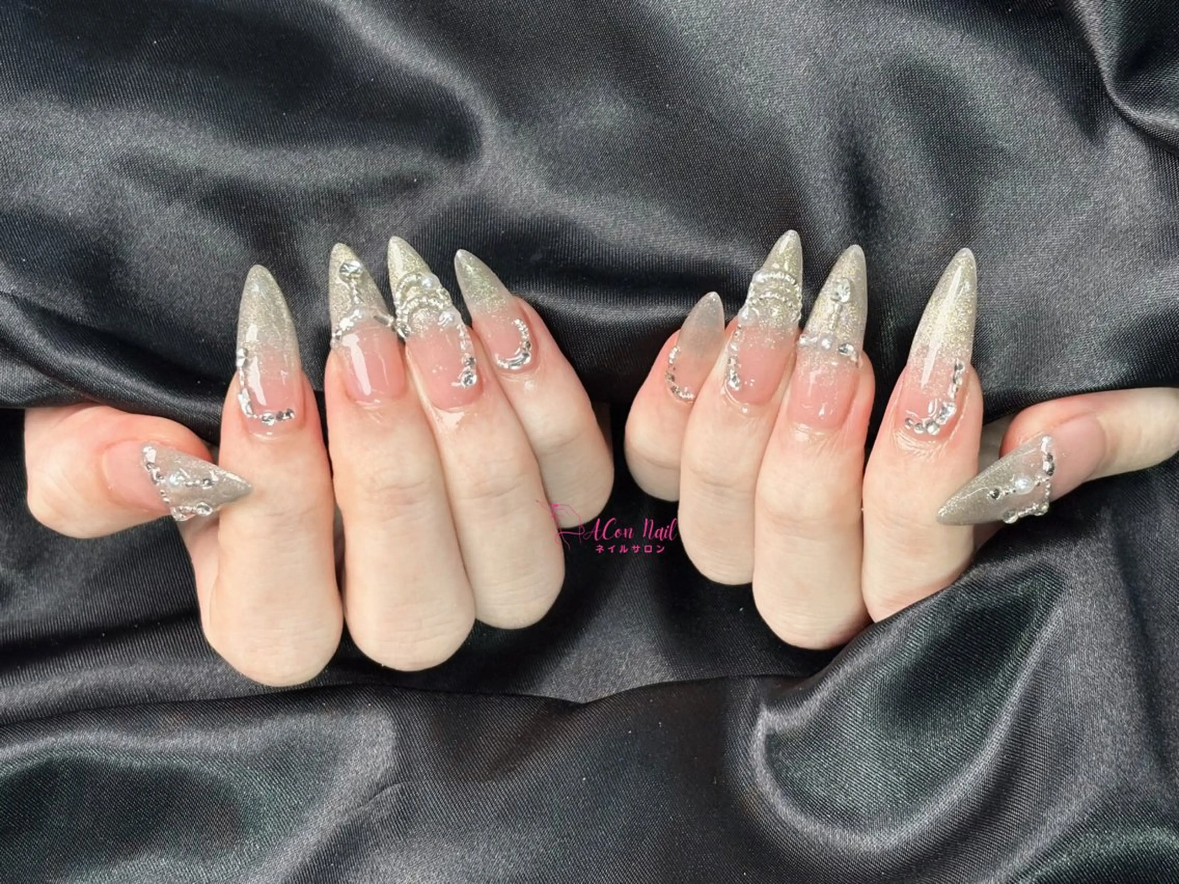 ネイル 桜ネイル 長さ出し フラワーネイル フレンチネイル ジェルネイル ハンドネイル AConNailSalon所属・ACon NailSalonのネイルデザイン