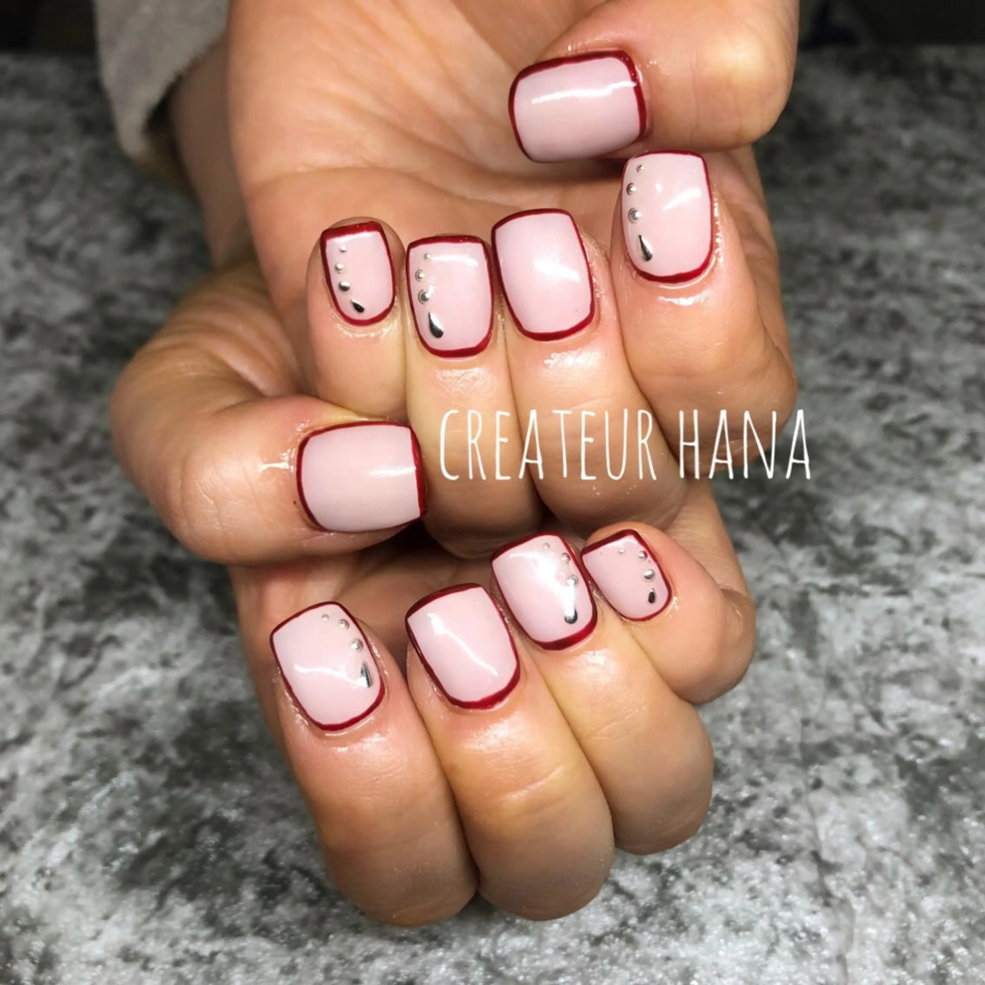 ネイル クレアトゥール華 都賀店所属・三橋 結菜のネイルデザイン