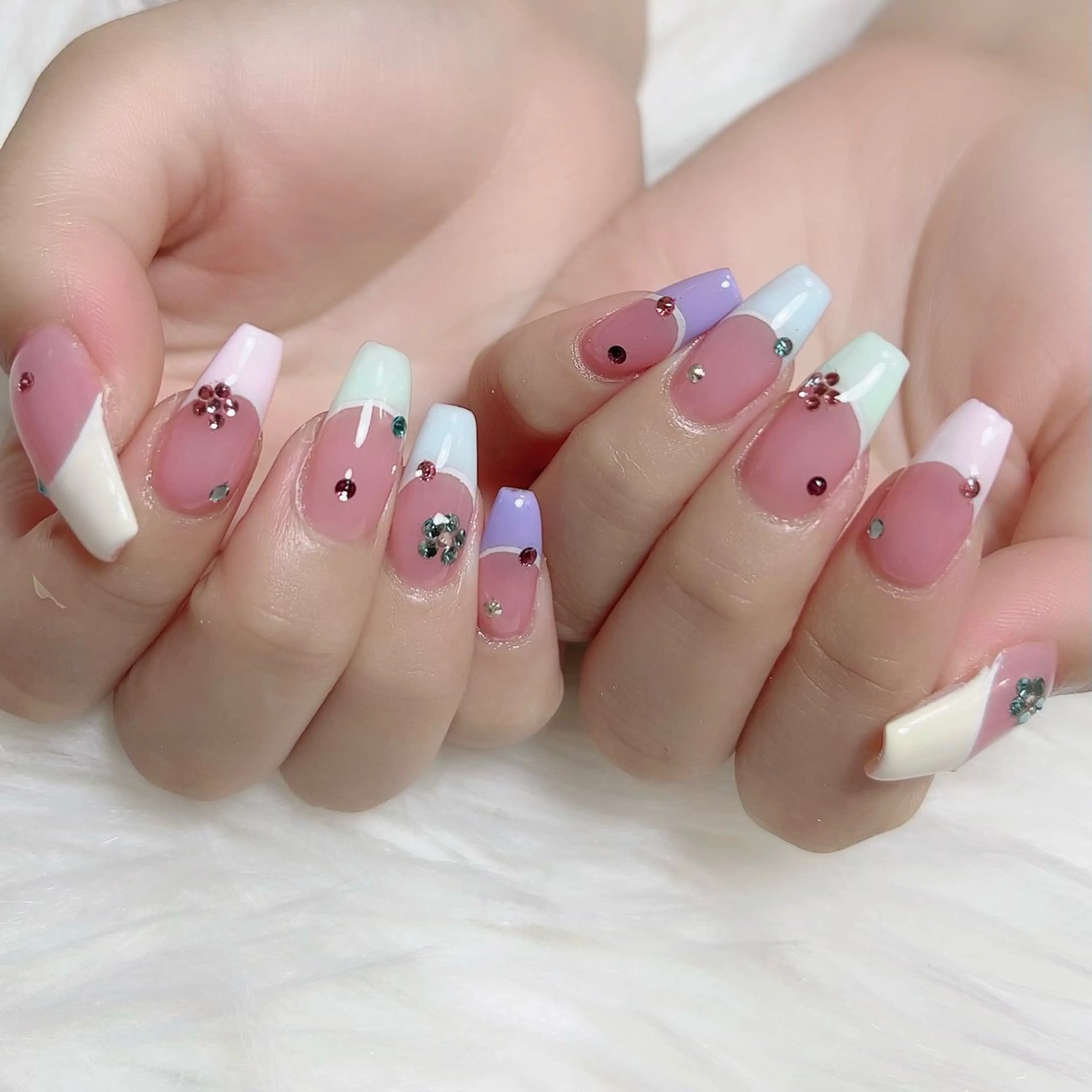 ネイル ハンドネイル Private Nail Salon　EM所属・Nail salon EM（エム）千葉のネイルデザイン