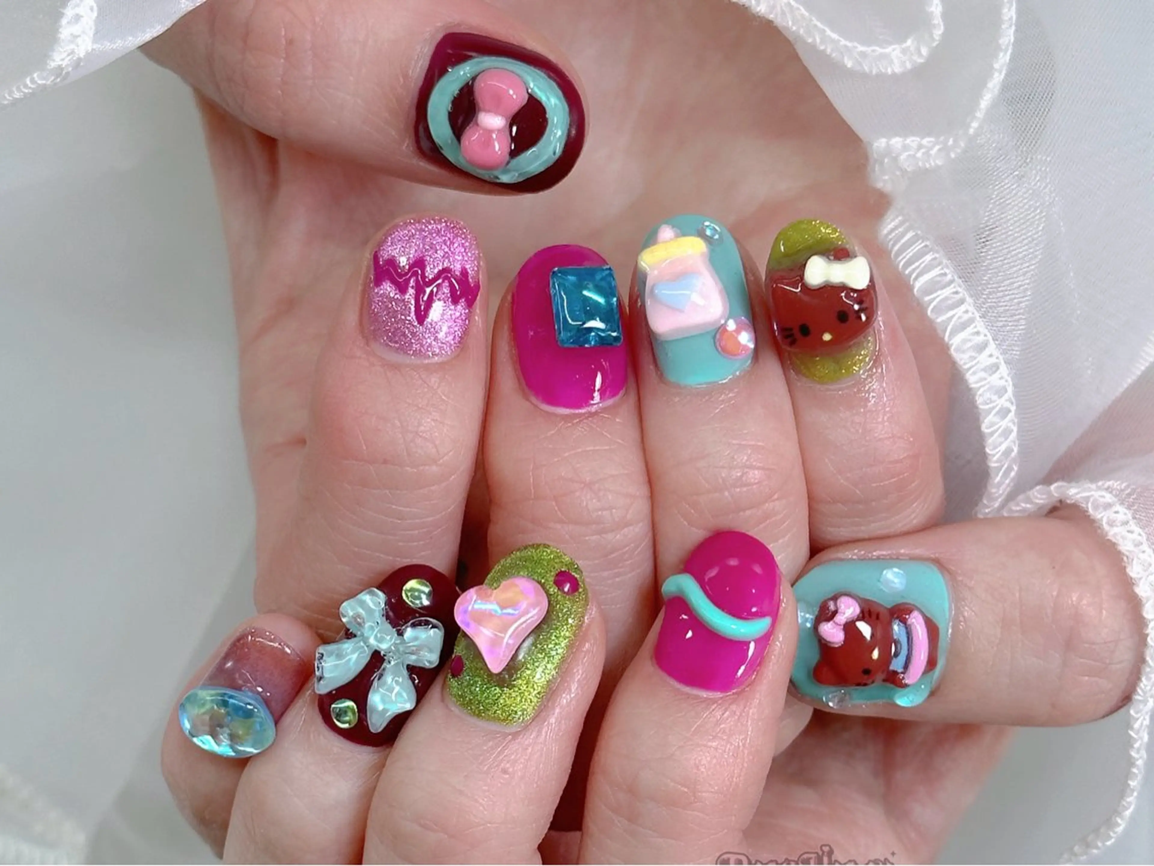 ネイル ハンドネイル ハンドケア DarkHoney 池袋店のネイルデザイン