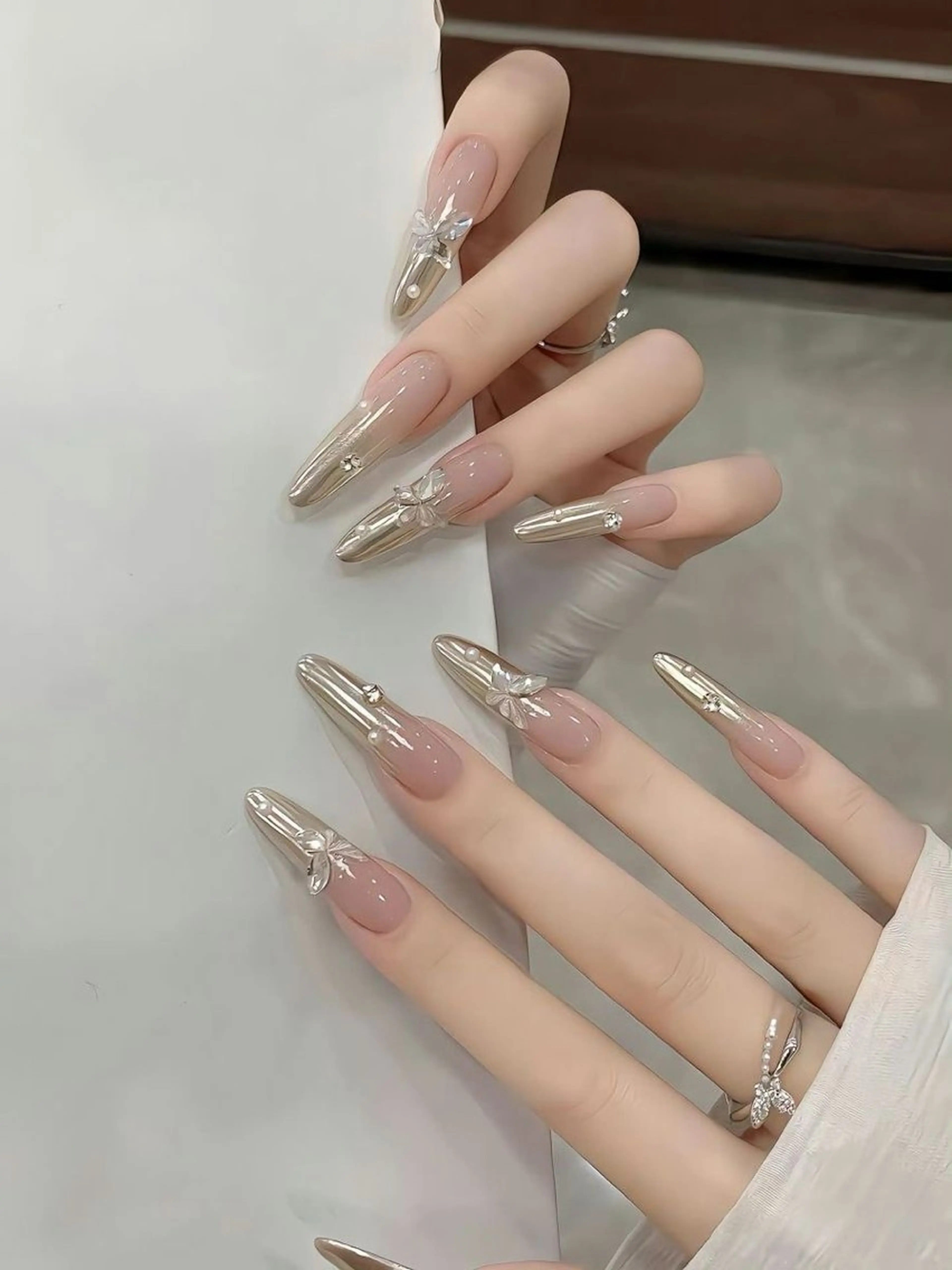 ネイル アートネイル 長さ出し フレンチネイル グラデーション 韓国ネイル ハンドネイル Lala Nailsのネイルデザイン