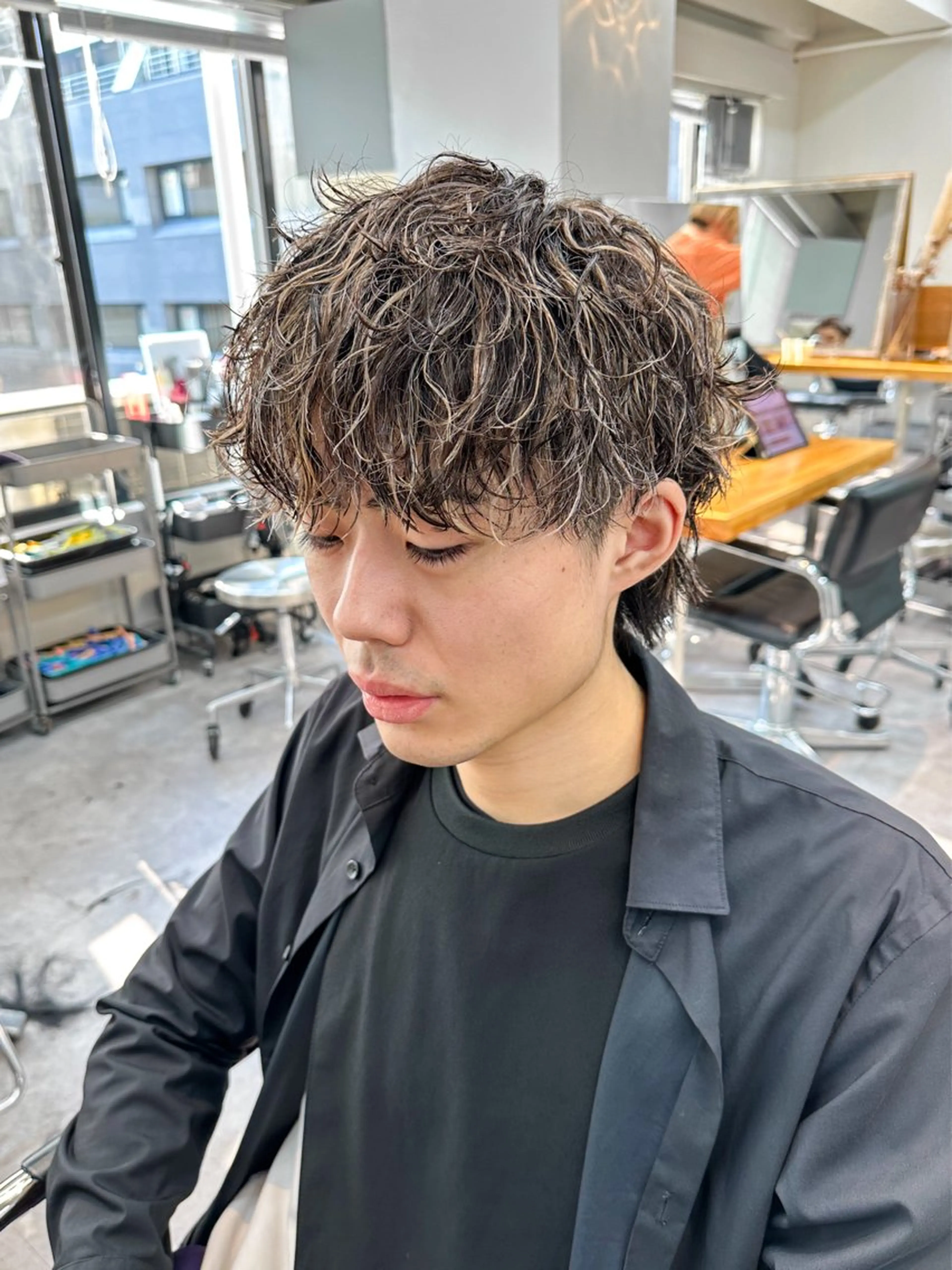 ショート カラー パーマ メンズ カット ヘアカラー パーマ warme所属・メンズパーマ メンズ特化ryoのヘアスタイル