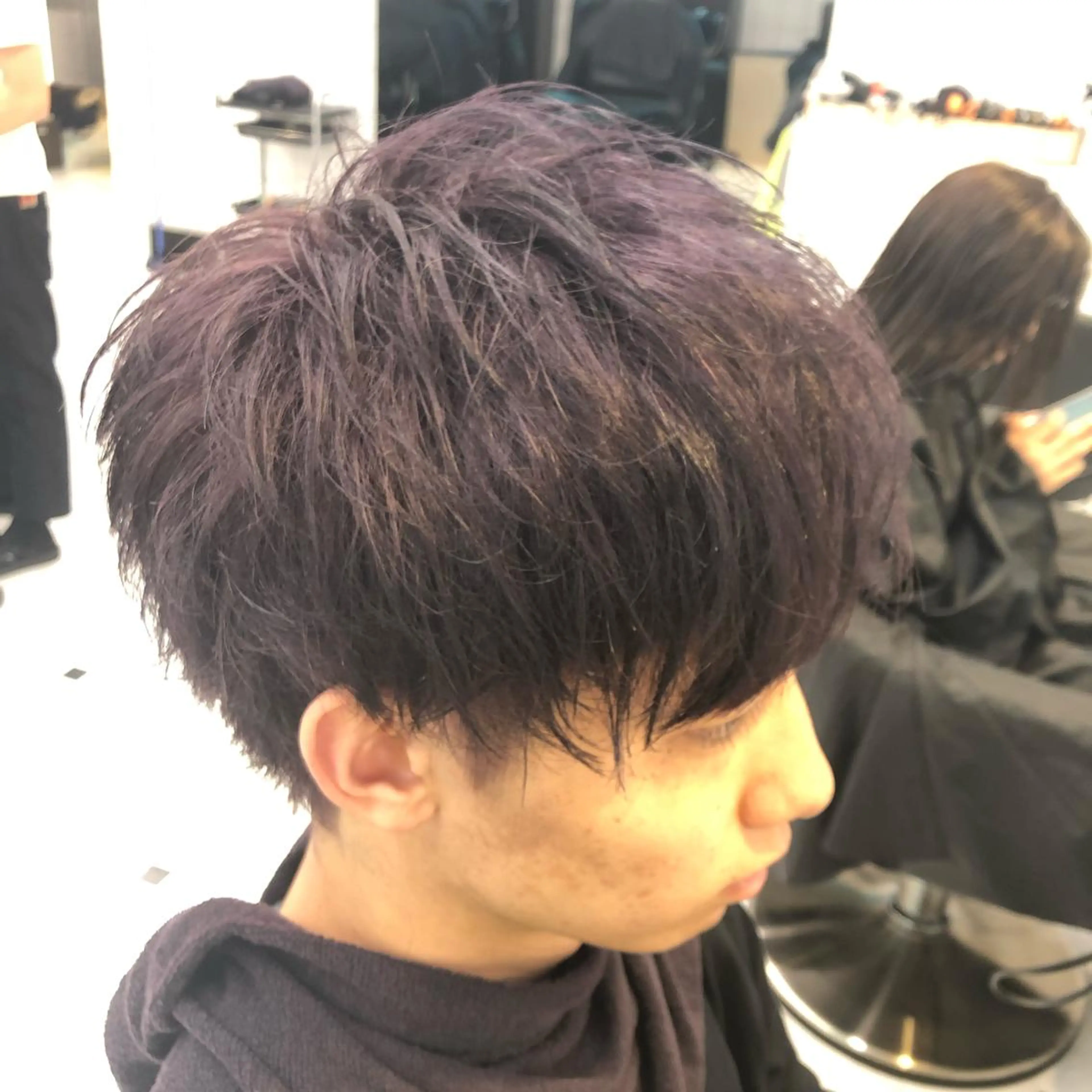 ショート カラー パーマ メンズ ヘアカラー トリートメント ヘアセット ベージュグレージュ 💕しゅーじ💕のヘアスタイル