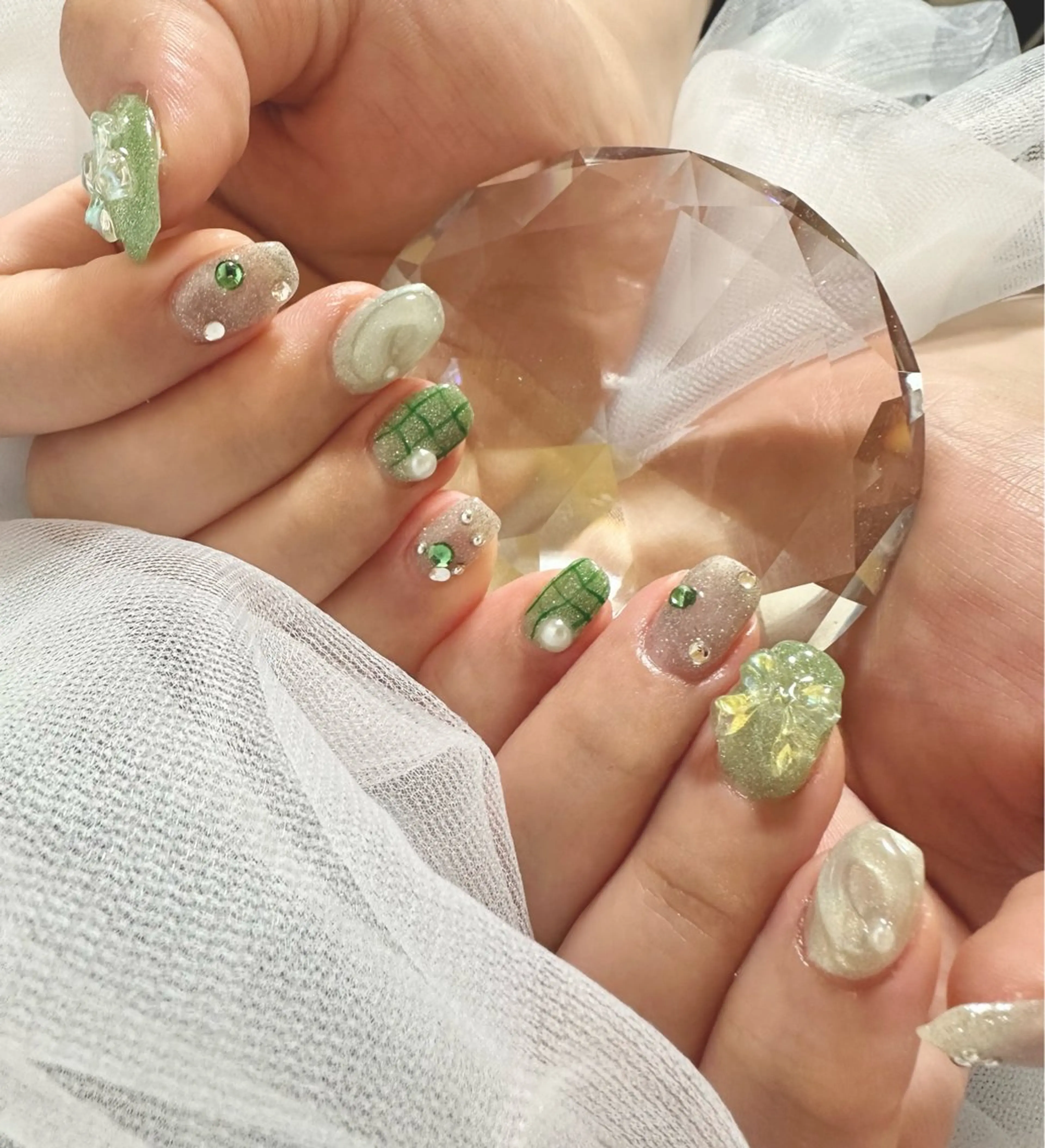 ネイル Cherie🫧 🌿NAOMIのネイルデザイン