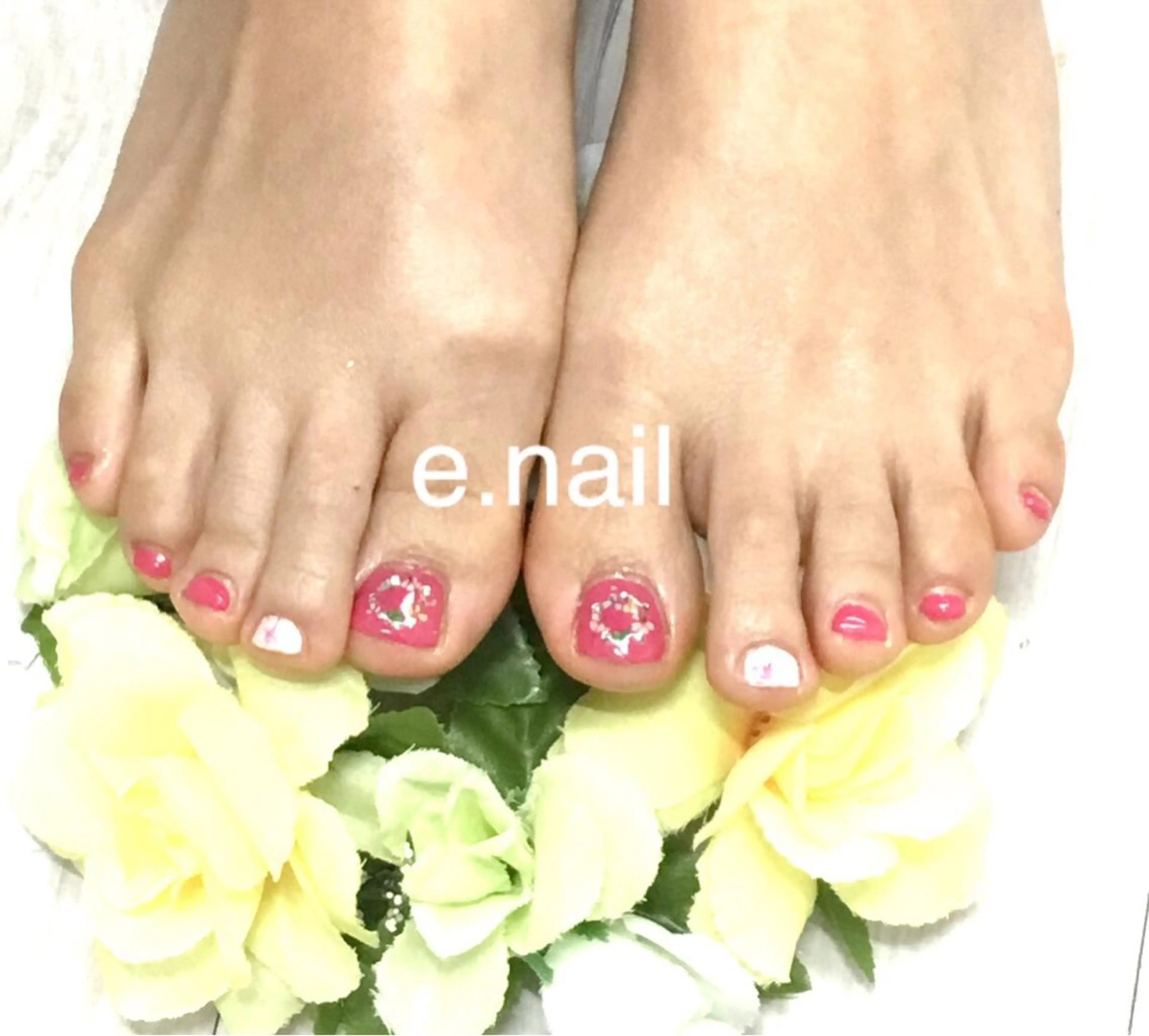 ネイル e.nail所属・和賀井 恵理のネイルデザイン