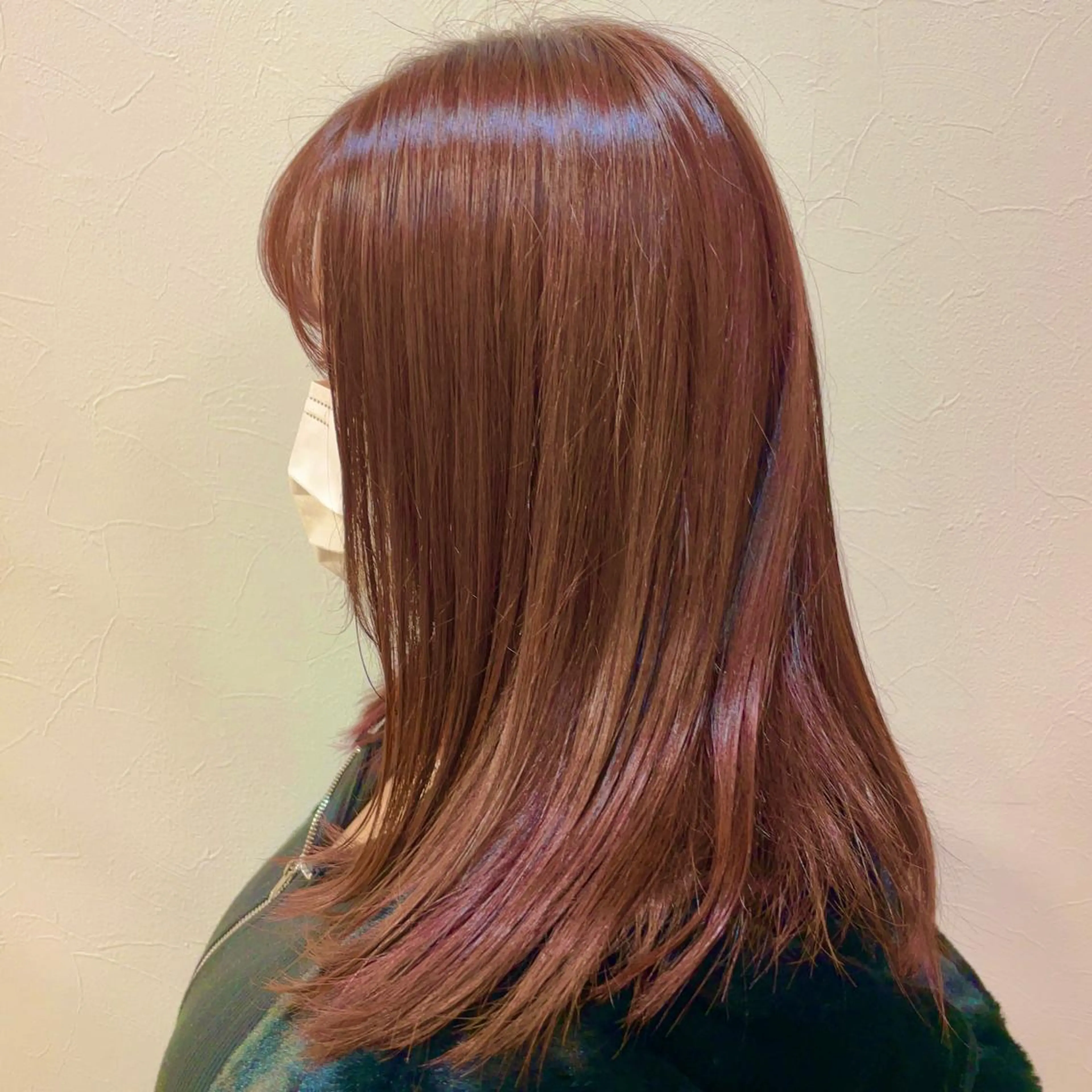 ロング カラー ブラウンカラー ピンクカラー ピンクブラウン カット ヘアカラー 山田 里美のヘアスタイル