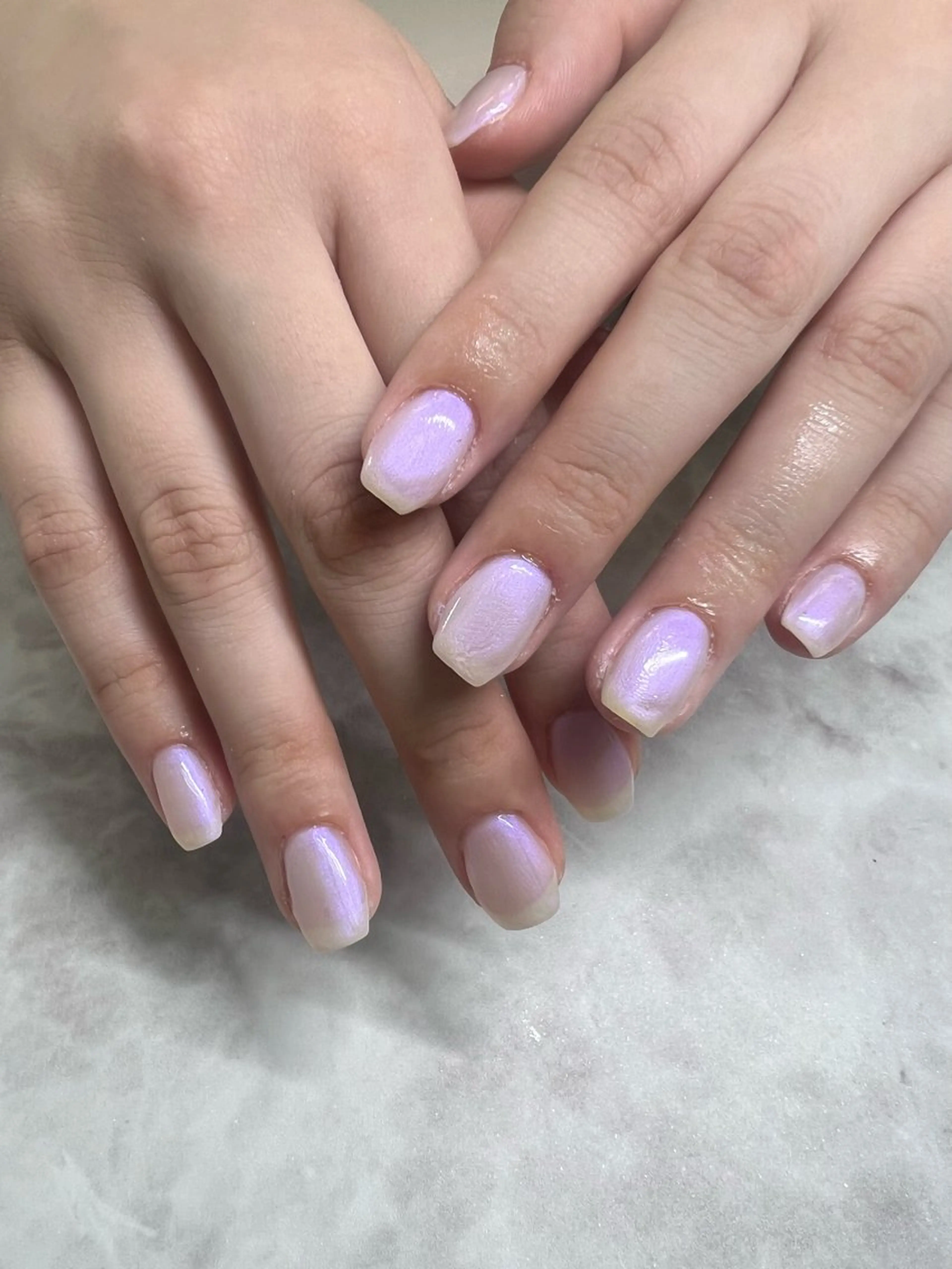 ネイル パープル ホワイト Bianca Yoshidaのネイルデザイン