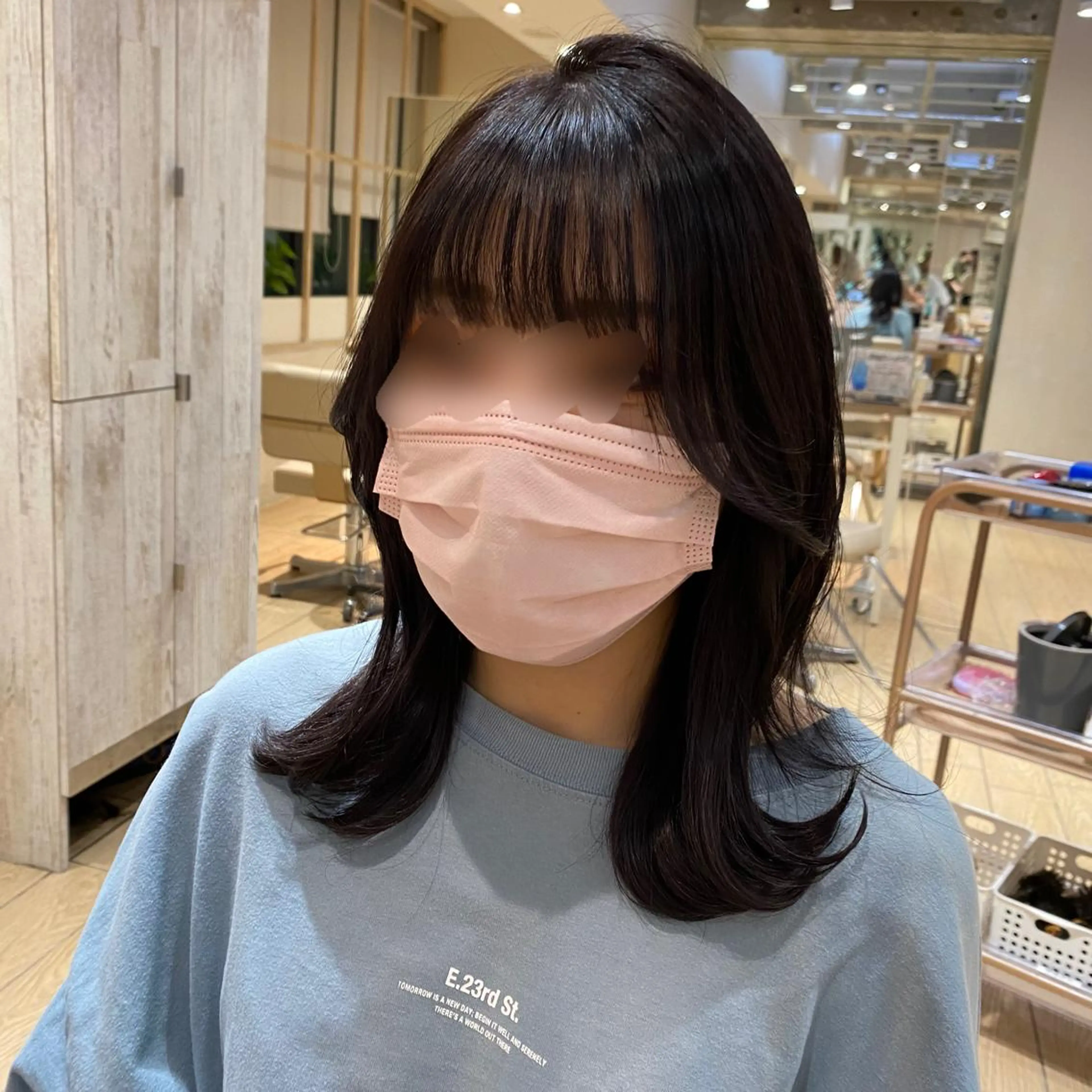 ミディアム カラー グレージュ ラベンダーカラー ラベンダーグレージュ ラベンダーグレー くびれヘア 顔周り/くびれヘア 韓国ヘア💕風間るなのヘアスタイル