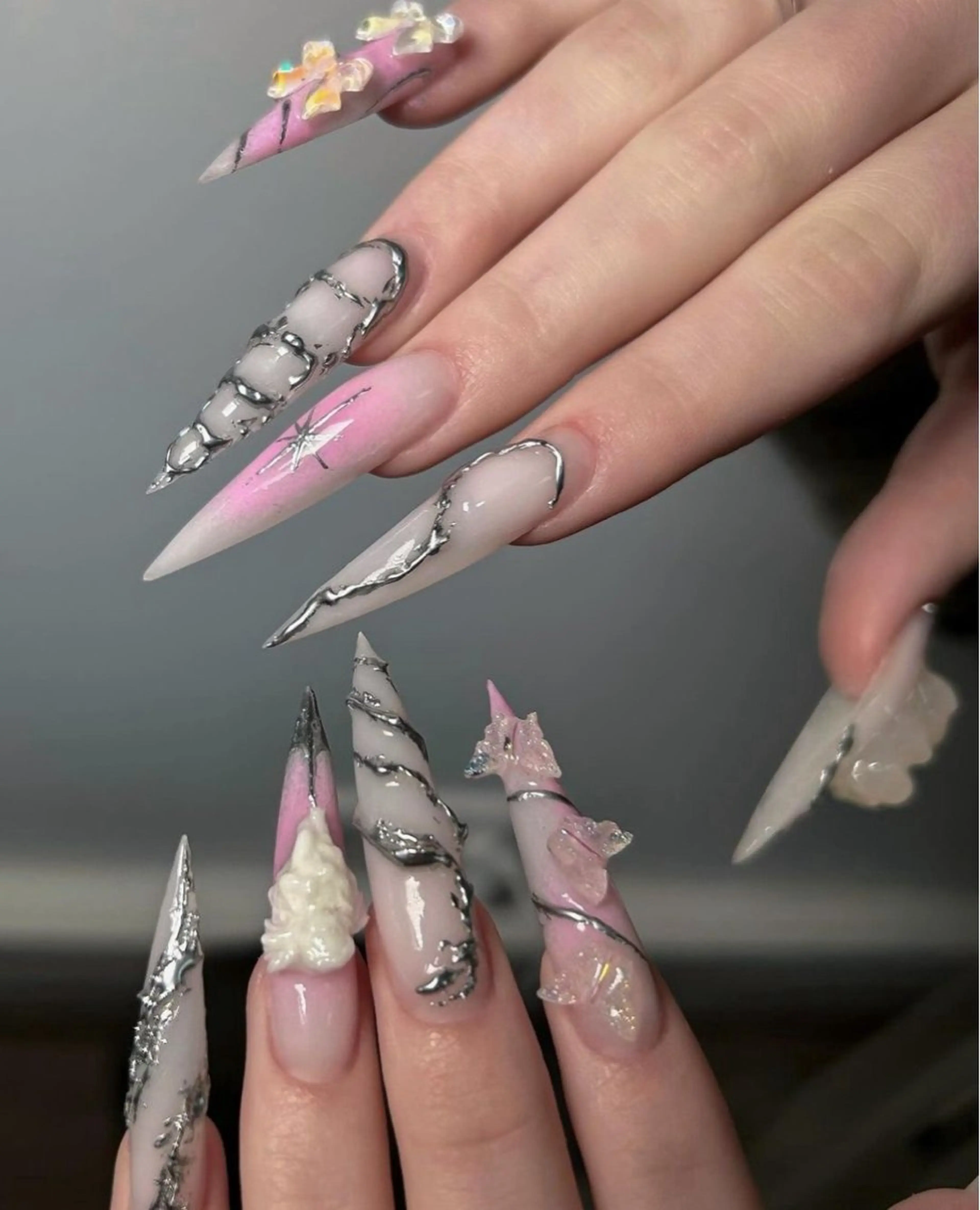 ネイル アートネイル ジェルネイル キラキラネイル 持ち込み ワンホンネイル ハンドネイル ハンドケア Panda chan Novaのネイルデザイン