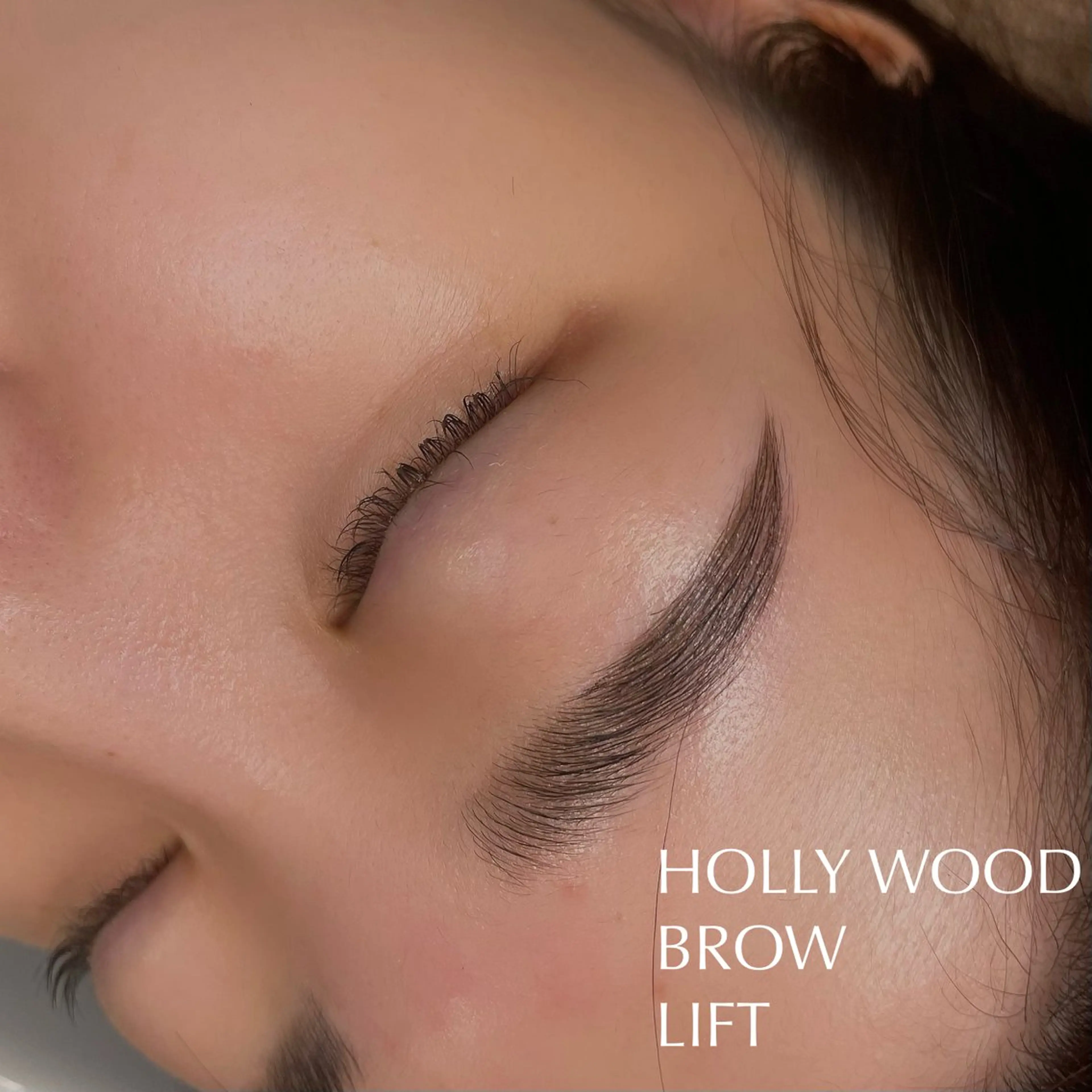 【次世代アイブロウパーマ／HBL】ハリウッドブロウリフト(眉パーマ&眉wax )込みの写真