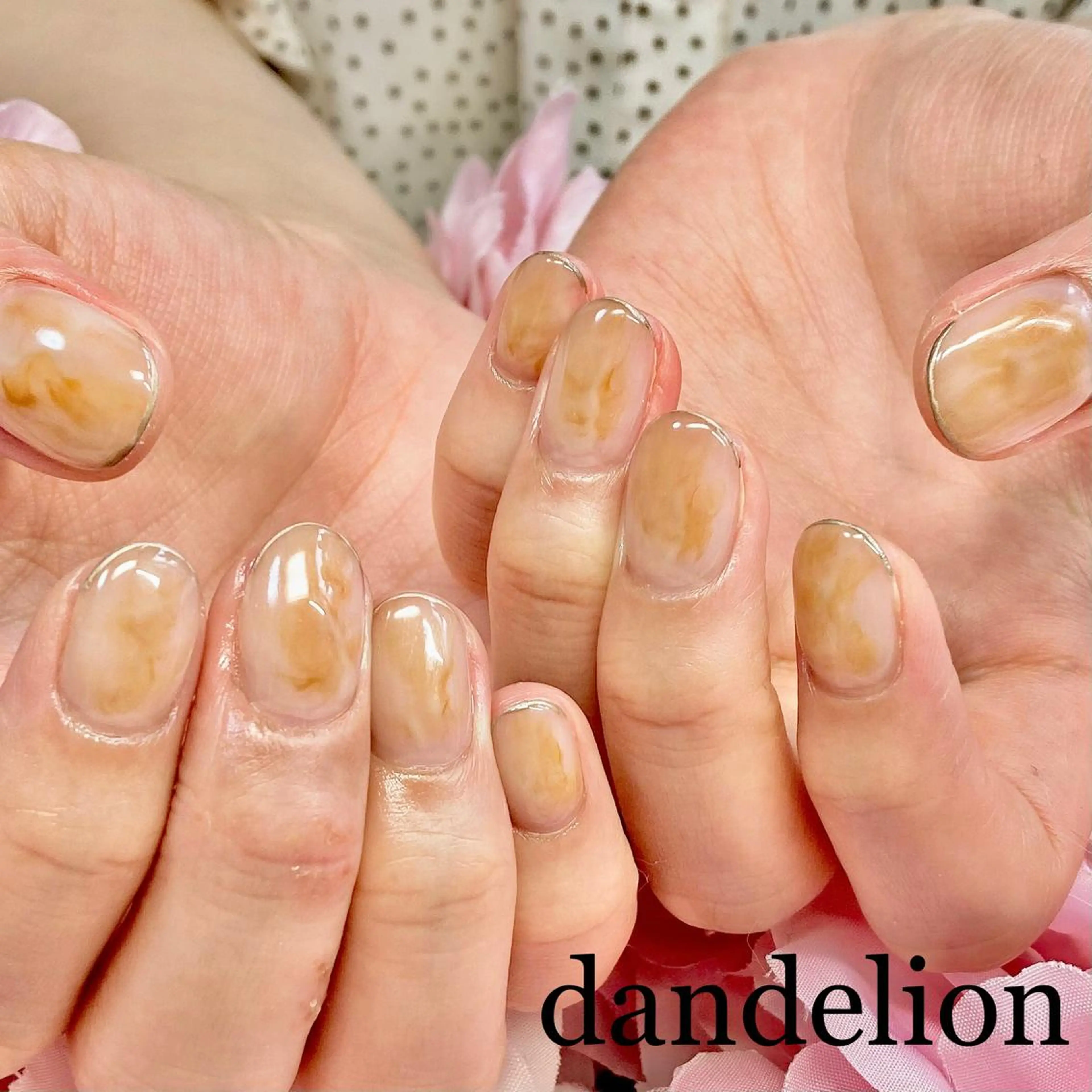 ネイル ハンドネイル ハンドケア dandelion ダンデライオンのネイルデザイン