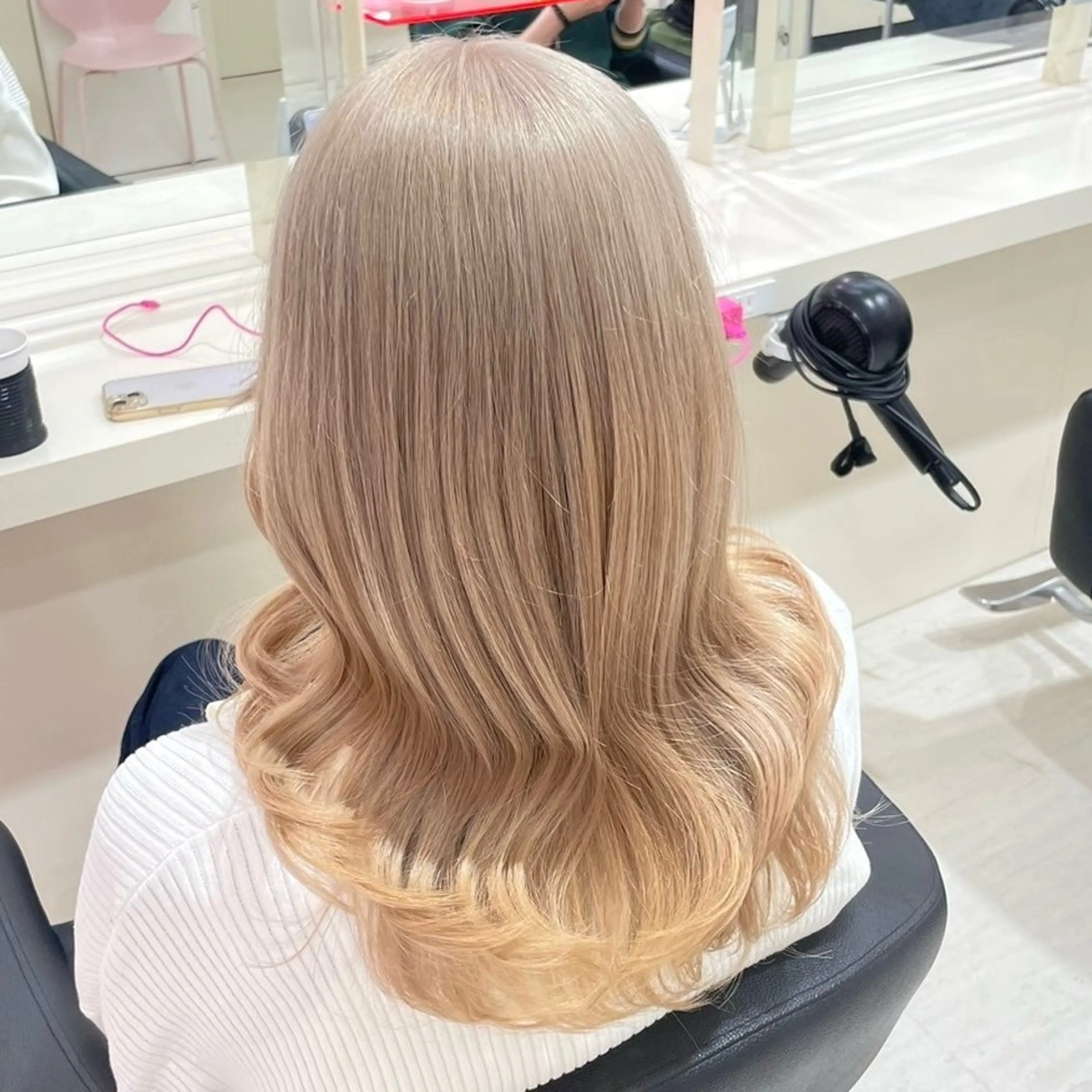 ミディアム カラー 🎀🧁ダメージレス 艶髪カラー🧁🎀のヘアスタイル