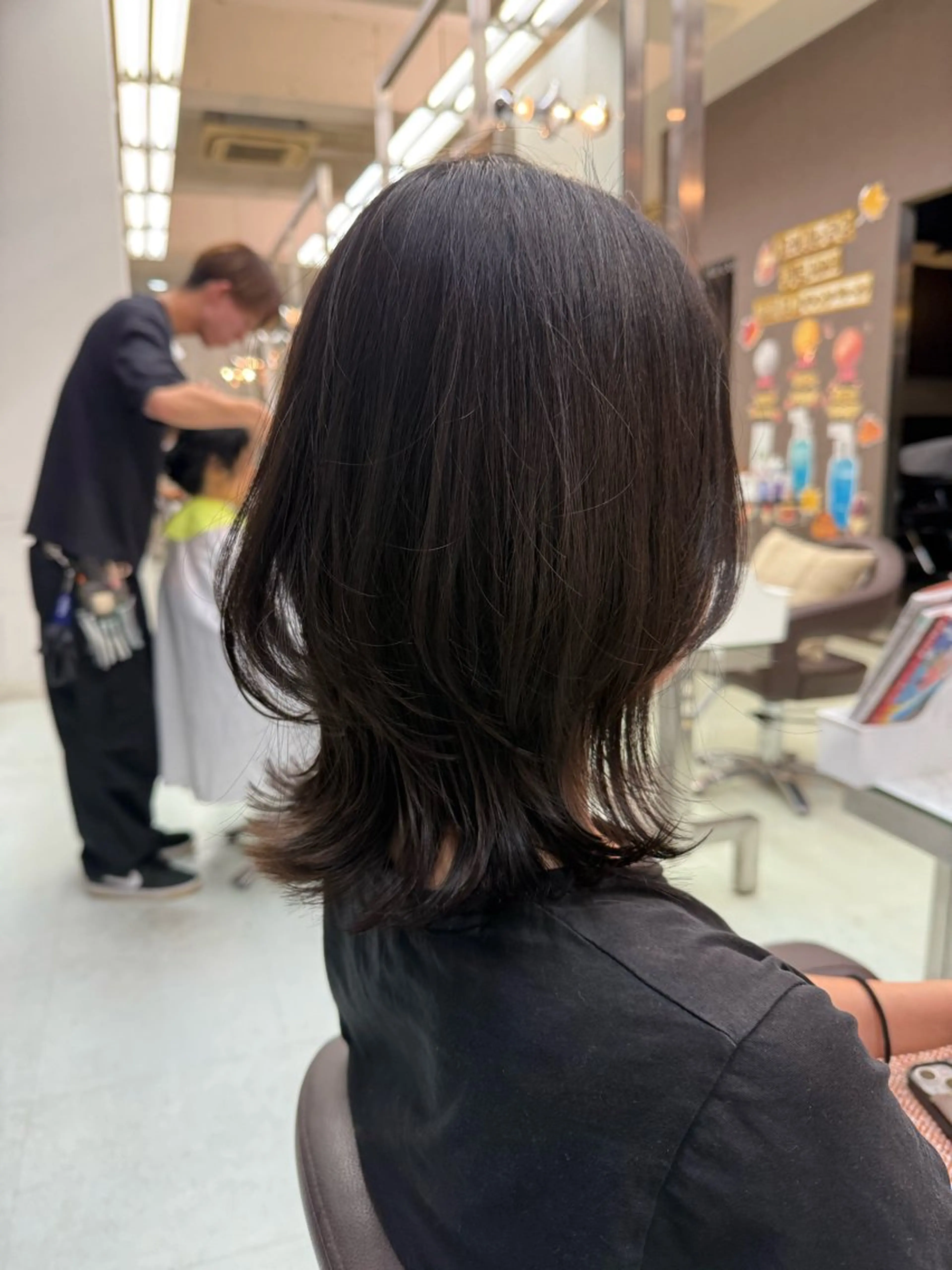 ミディアム くびれヘア ヘアーメイクWILL 西宮店所属・WILL西宮 藤原 佳奈/髪質改善/艶髪のヘアスタイル