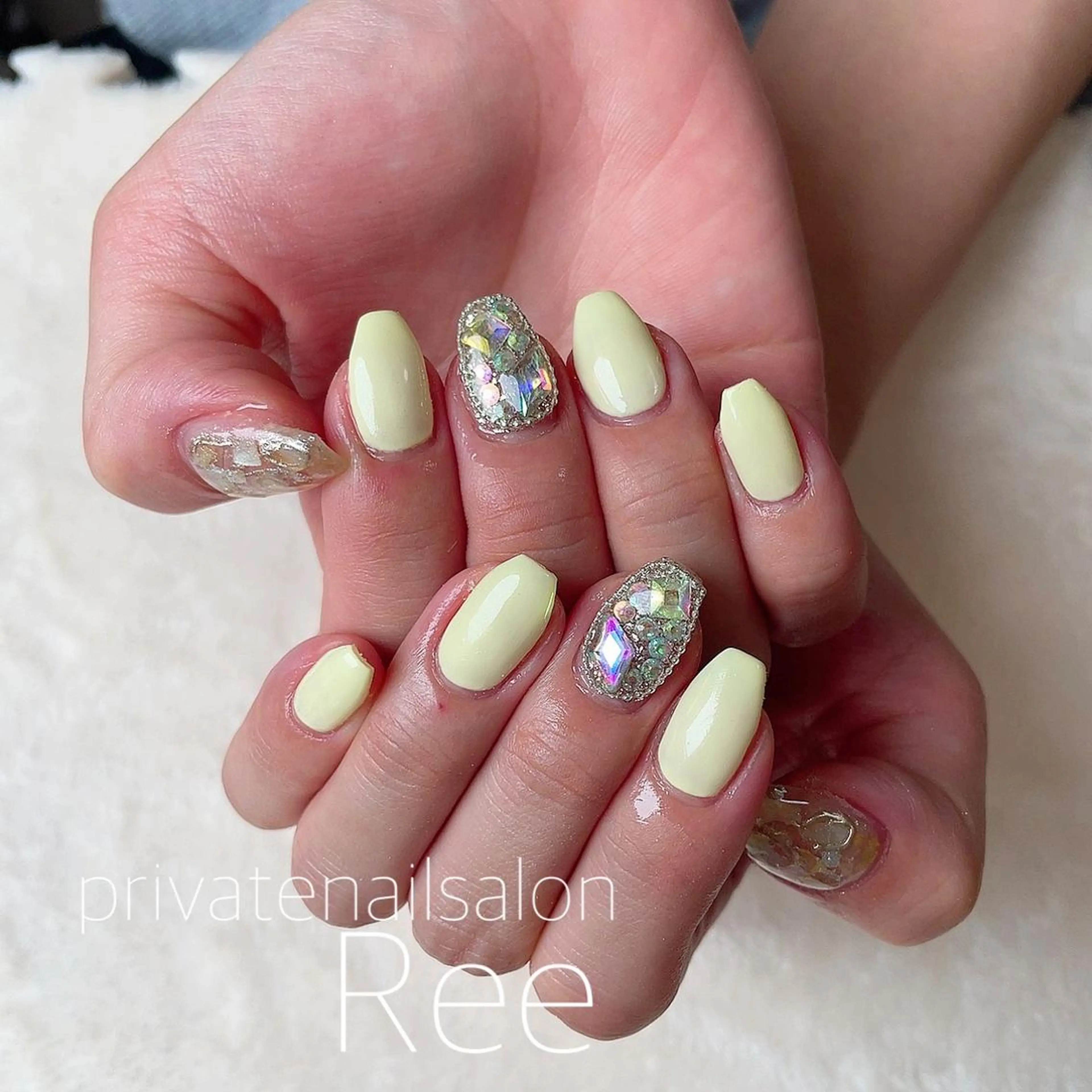 ネイル 知花 梨花のネイルデザイン