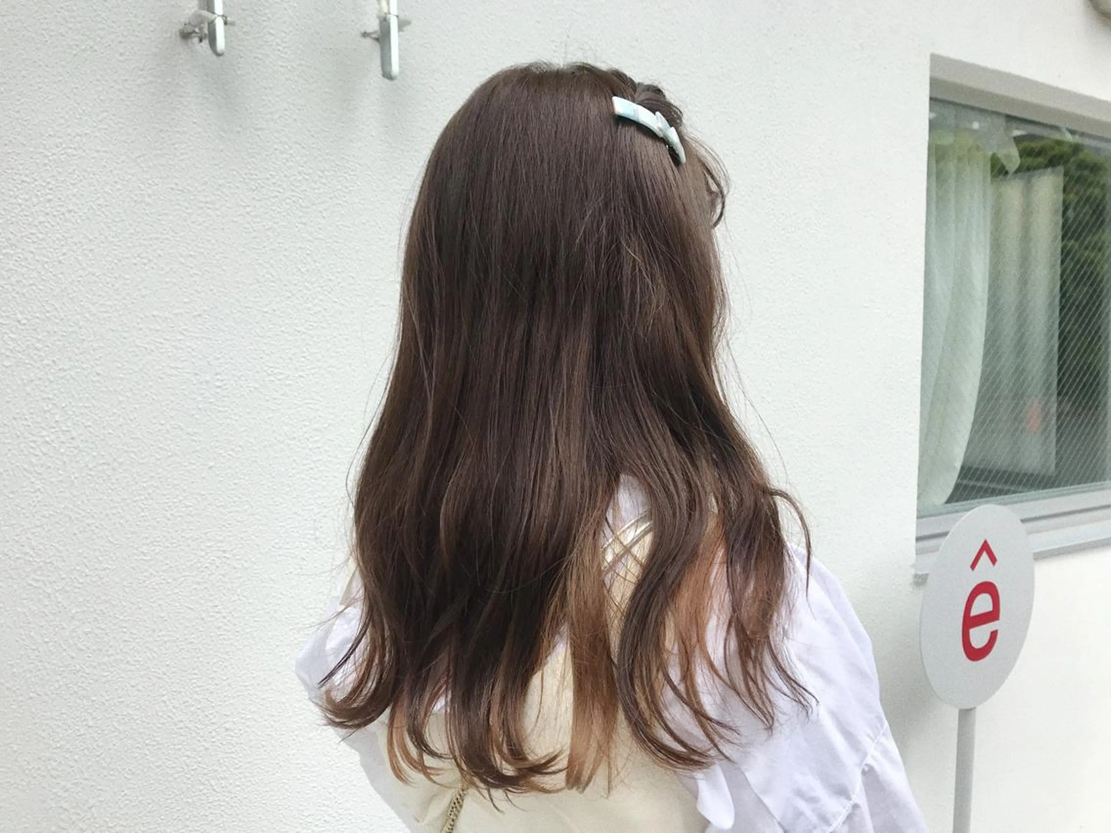 ロング カラー ヘアアレンジ ベージュカラー インナーカラー オレンジ moi-meme.soe所属・タナカ リナのヘアスタイル