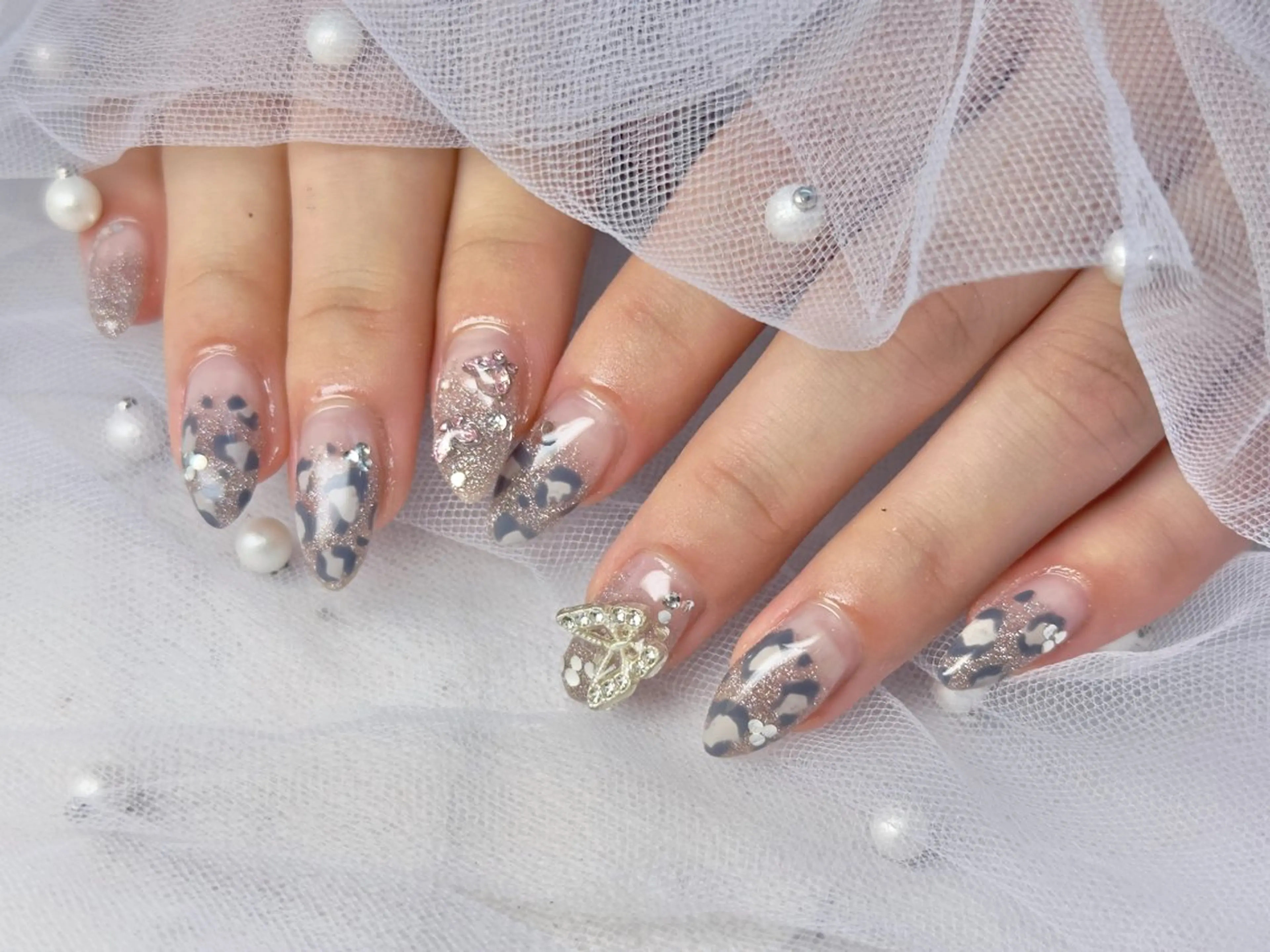 ネイル Queennail 北堀江AYAのネイルデザイン