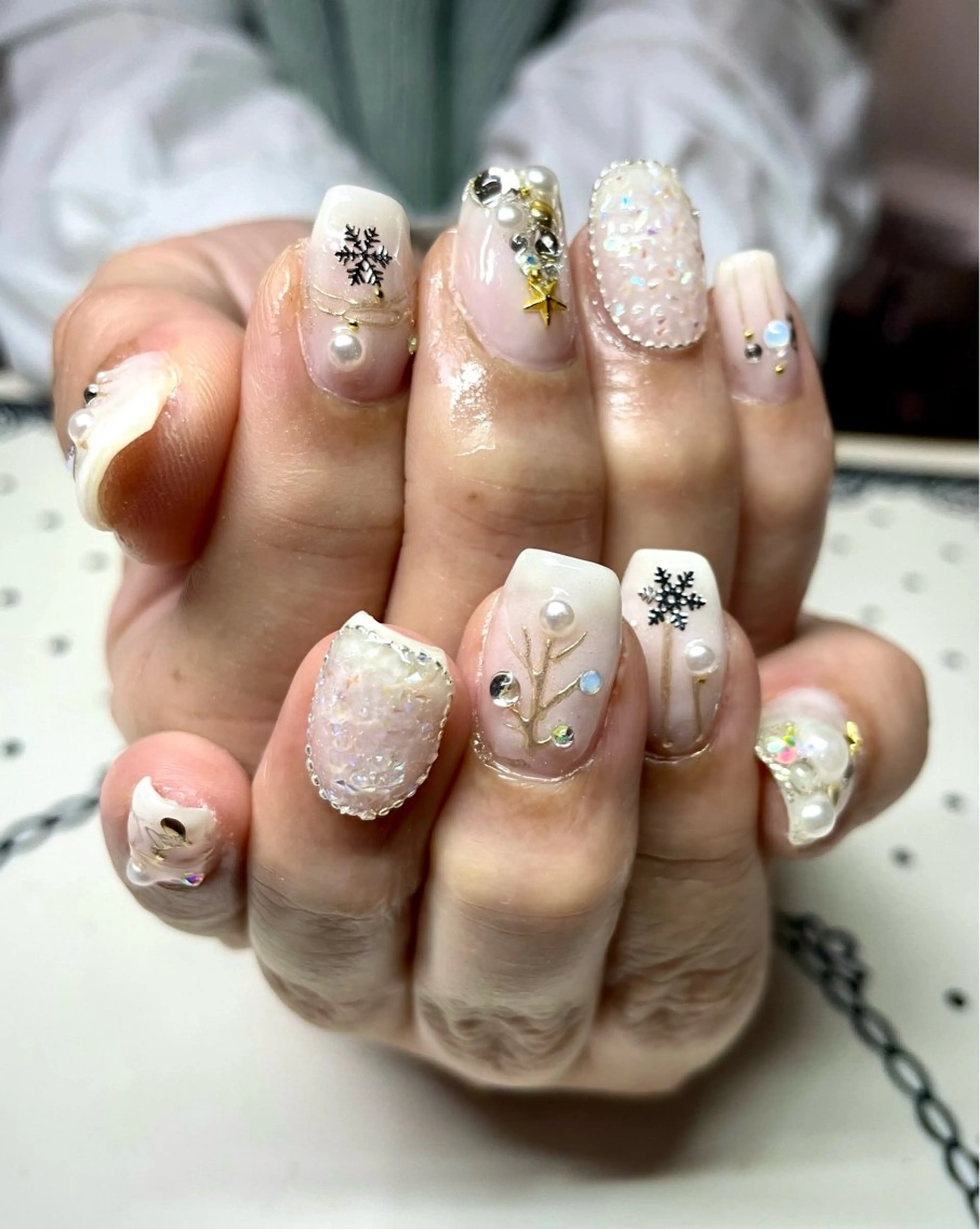 ネイル ハンドネイル nailsalon sugarr所属・nailist cocoのネイルデザイン