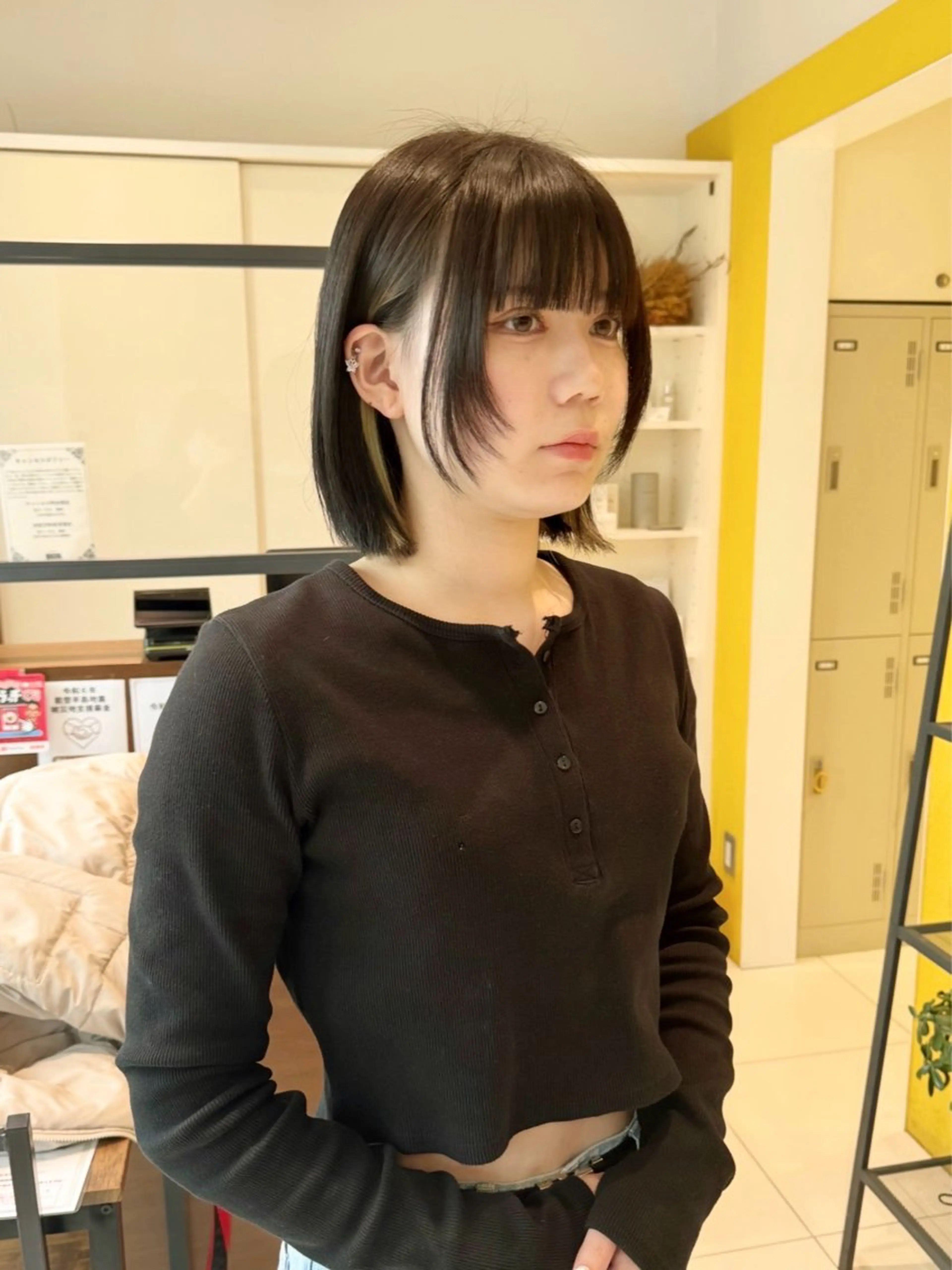 ショート ボブ 顔まわりレイヤー レイヤーカット イヌマル カリンのヘアスタイル