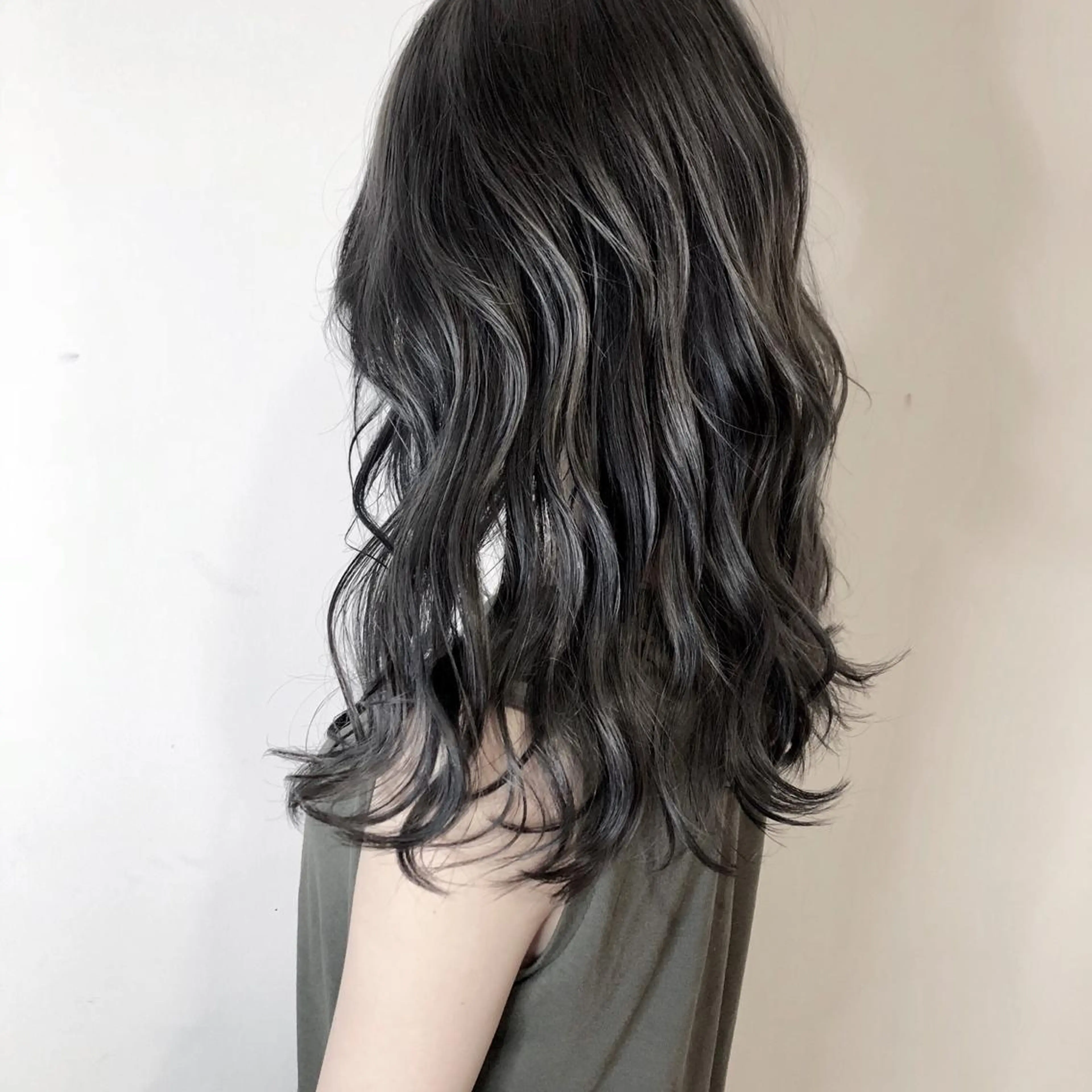 セミロング カラー 髪質改善 MAKIのヘアスタイル