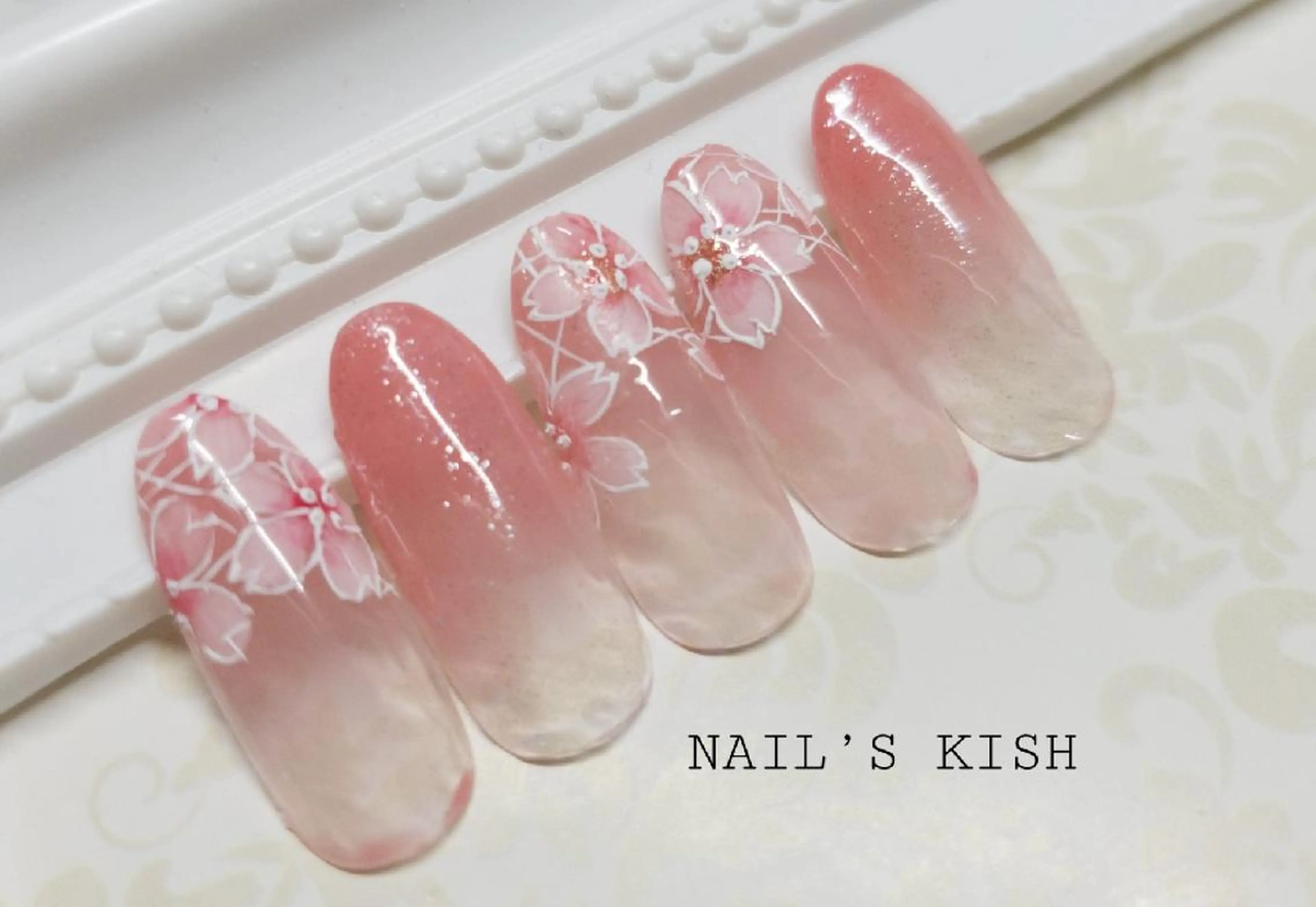 ネイル 桜ネイル レース NAIL'S KISH所属・NAIL'S KISHのネイルデザイン