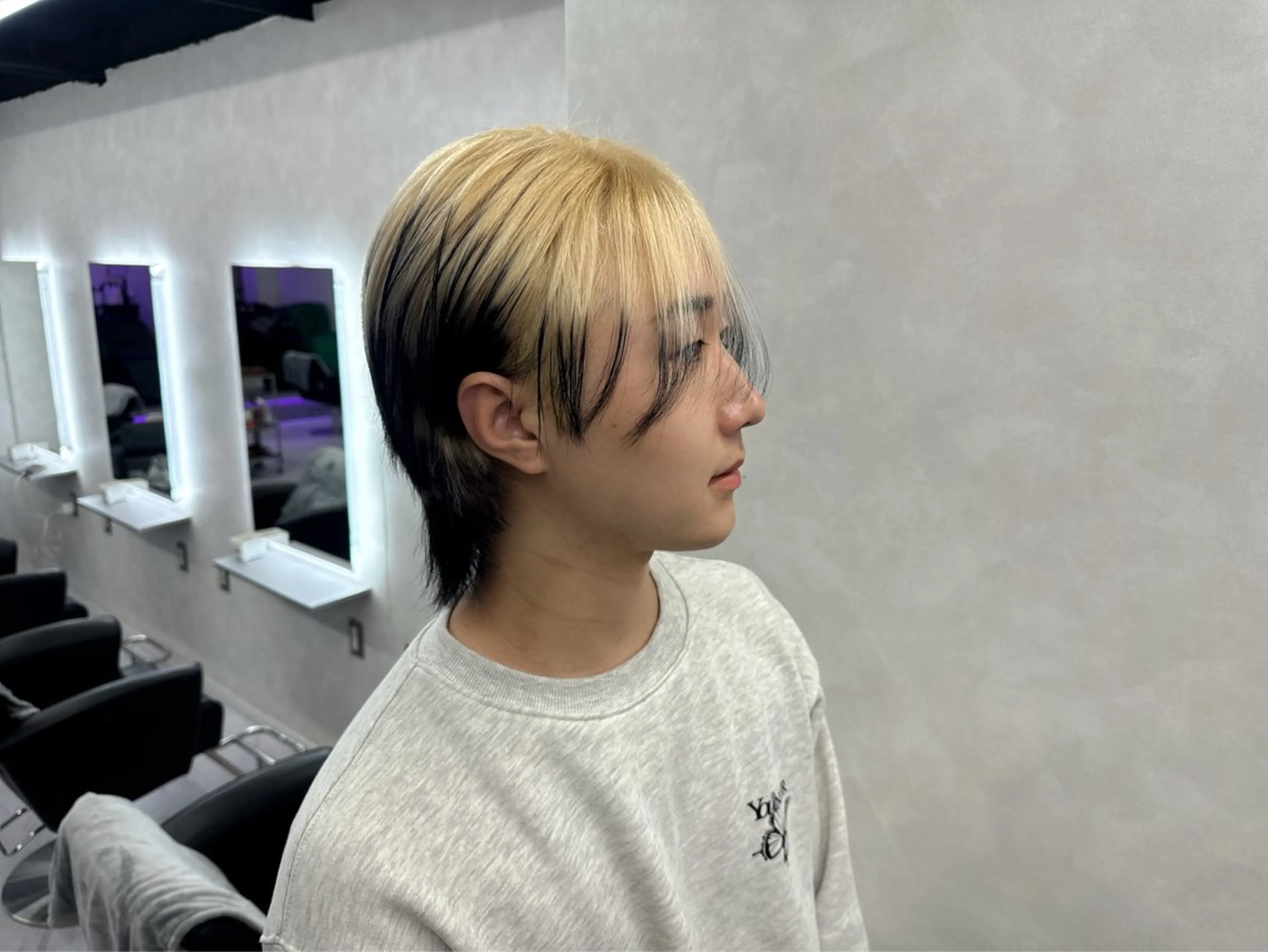 カラー 💛最強ハイトーン 🐝chan🍯のヘアスタイル