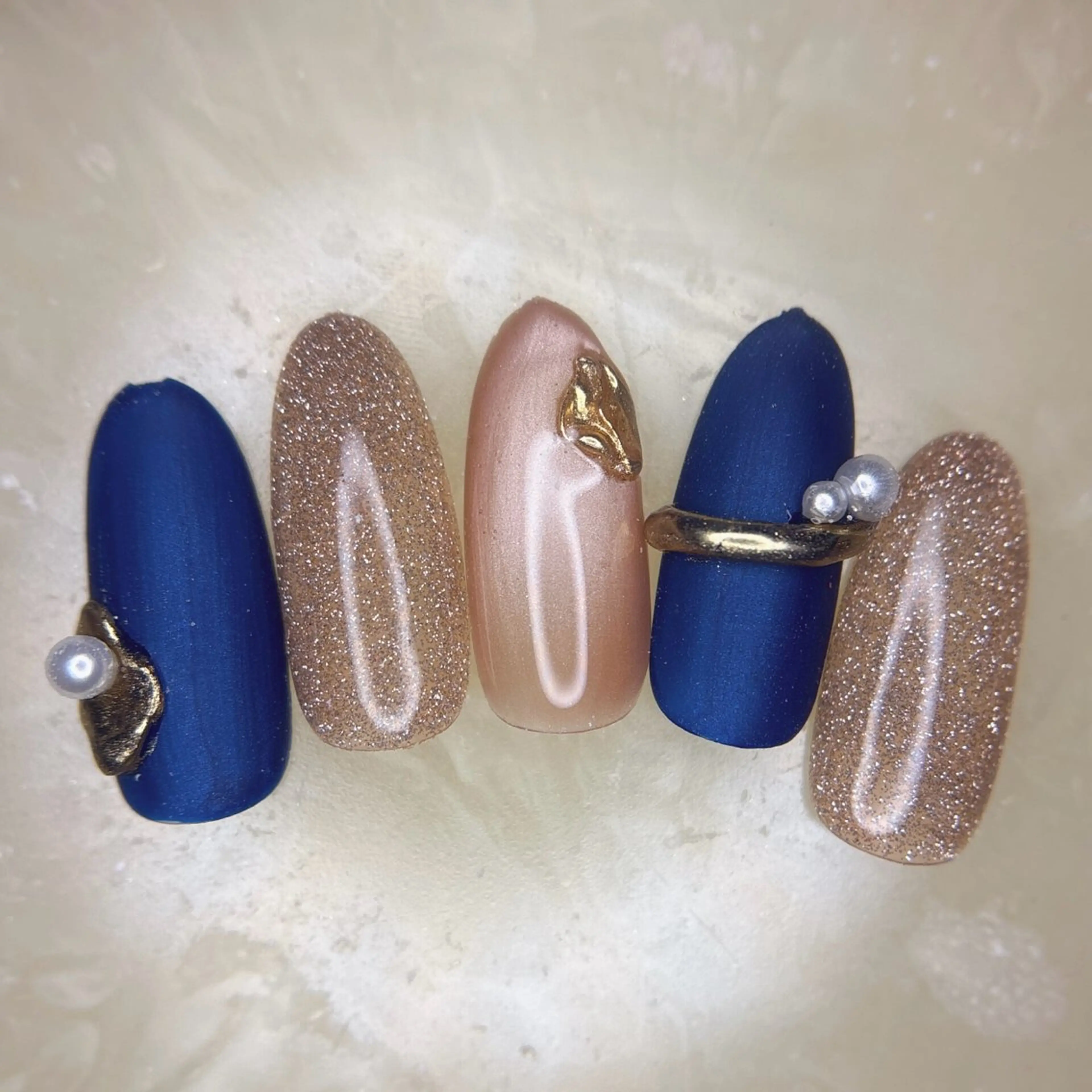 ネイル Nail Salon Dahlia所属・伊藤 紗樹のネイルデザイン