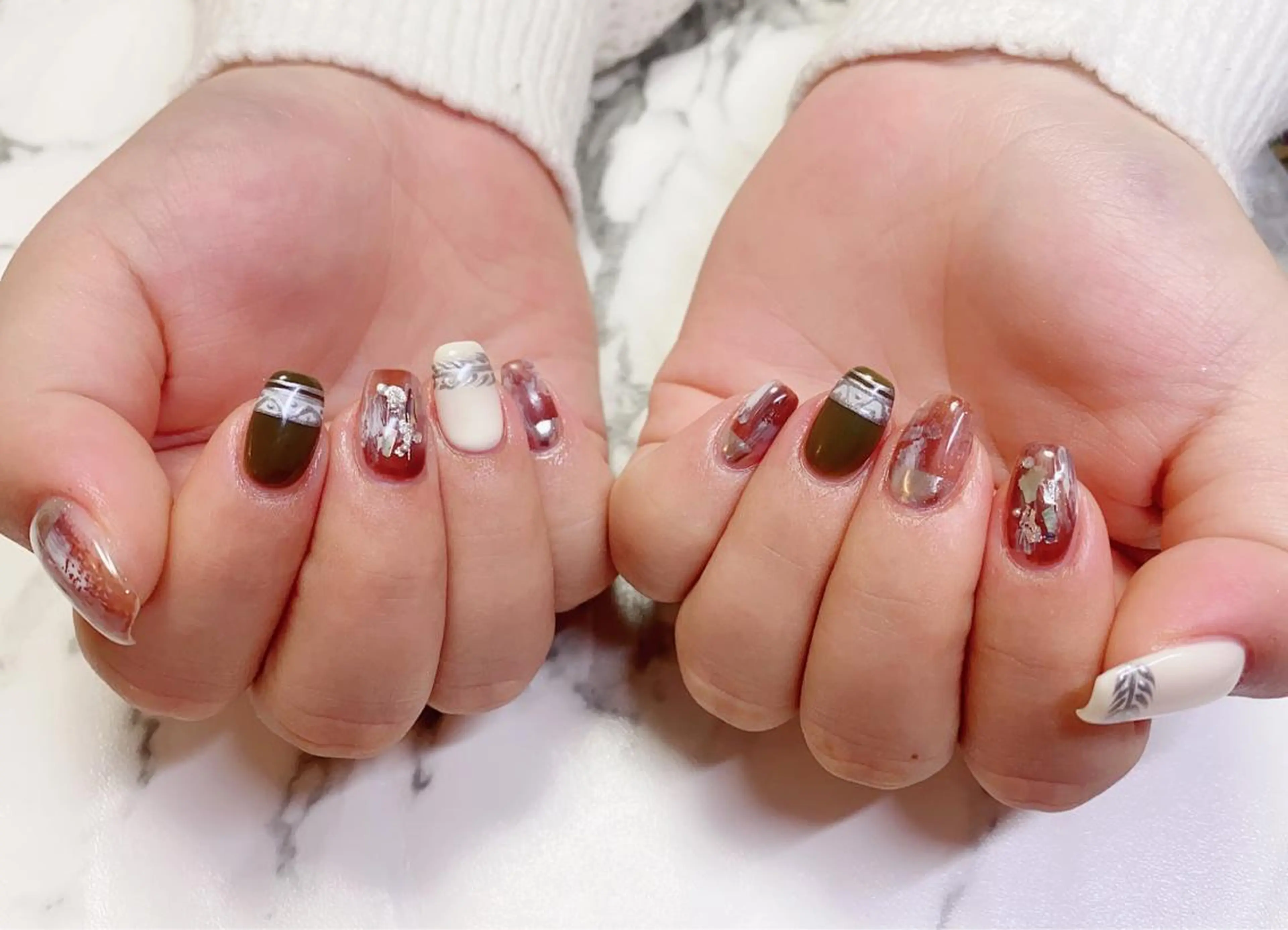 ショート カラー ネイル Q Free nailsのネイルデザイン
