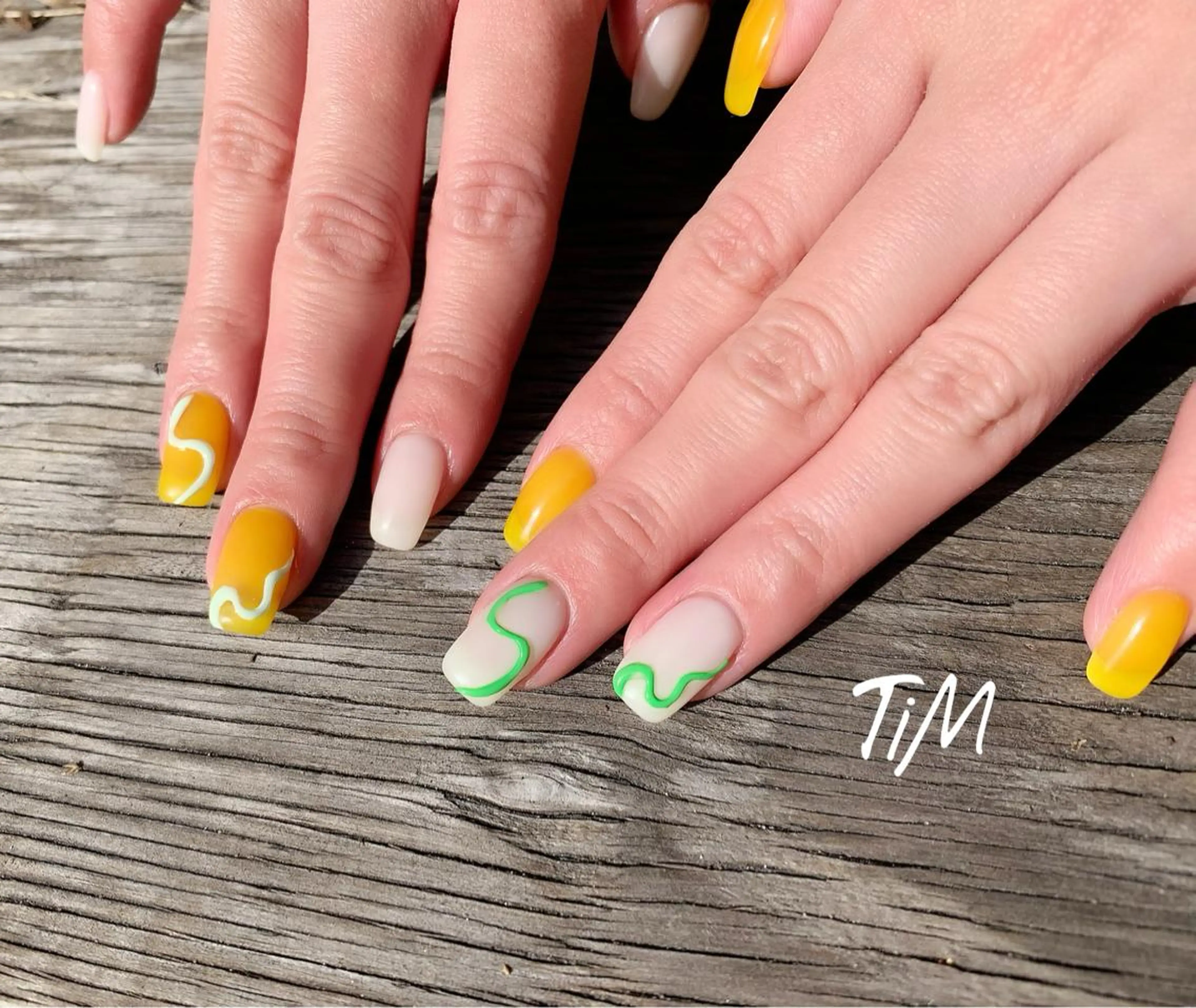 ショート ネイル Beauty Studio TiM所属・TiM【ティム】 近鉄八尾店のマツエク・マツパデザイン