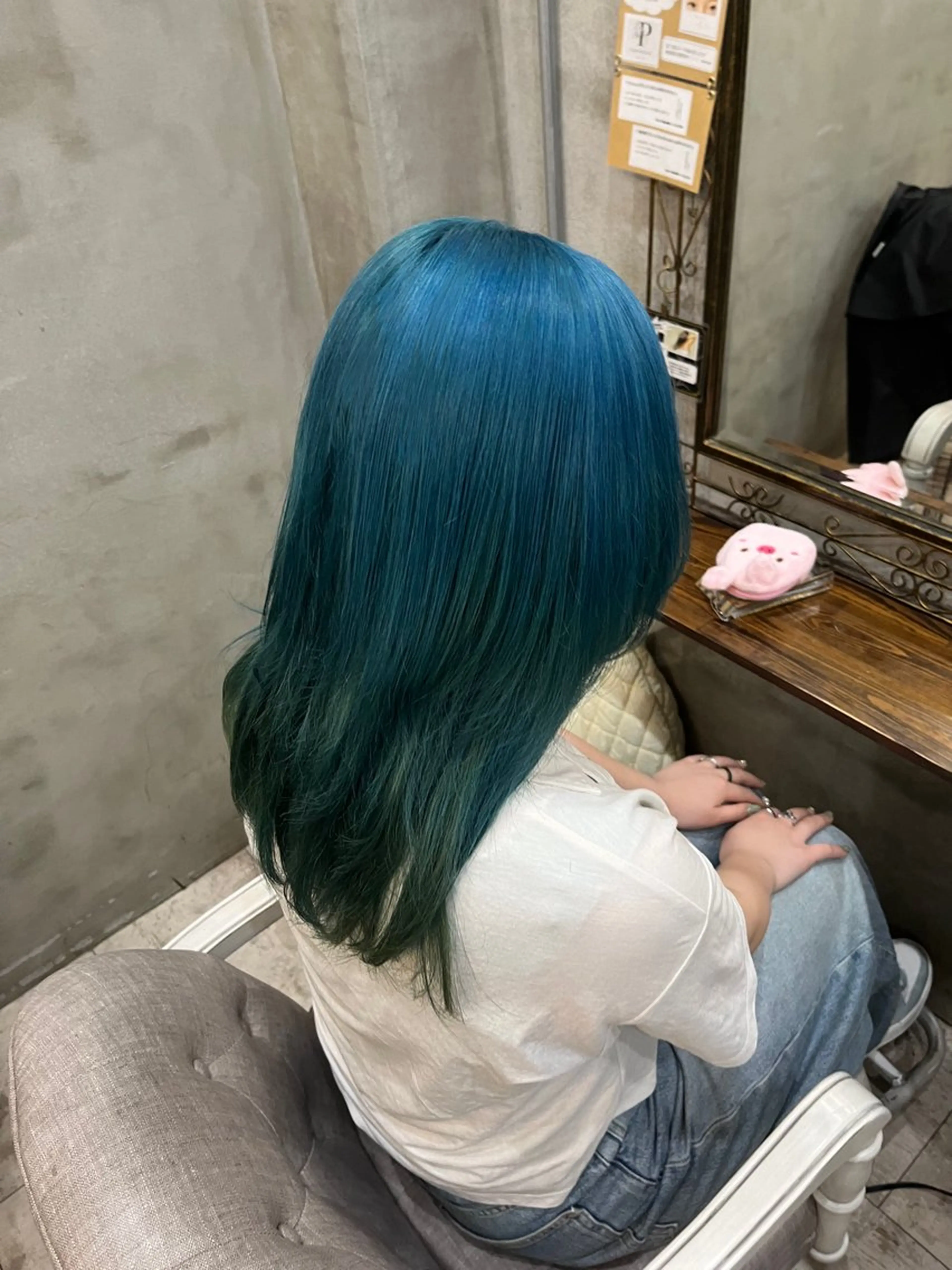 ロング カラー 艶髪/ハイトーン/ ヘアセット/モエノのヘアスタイル