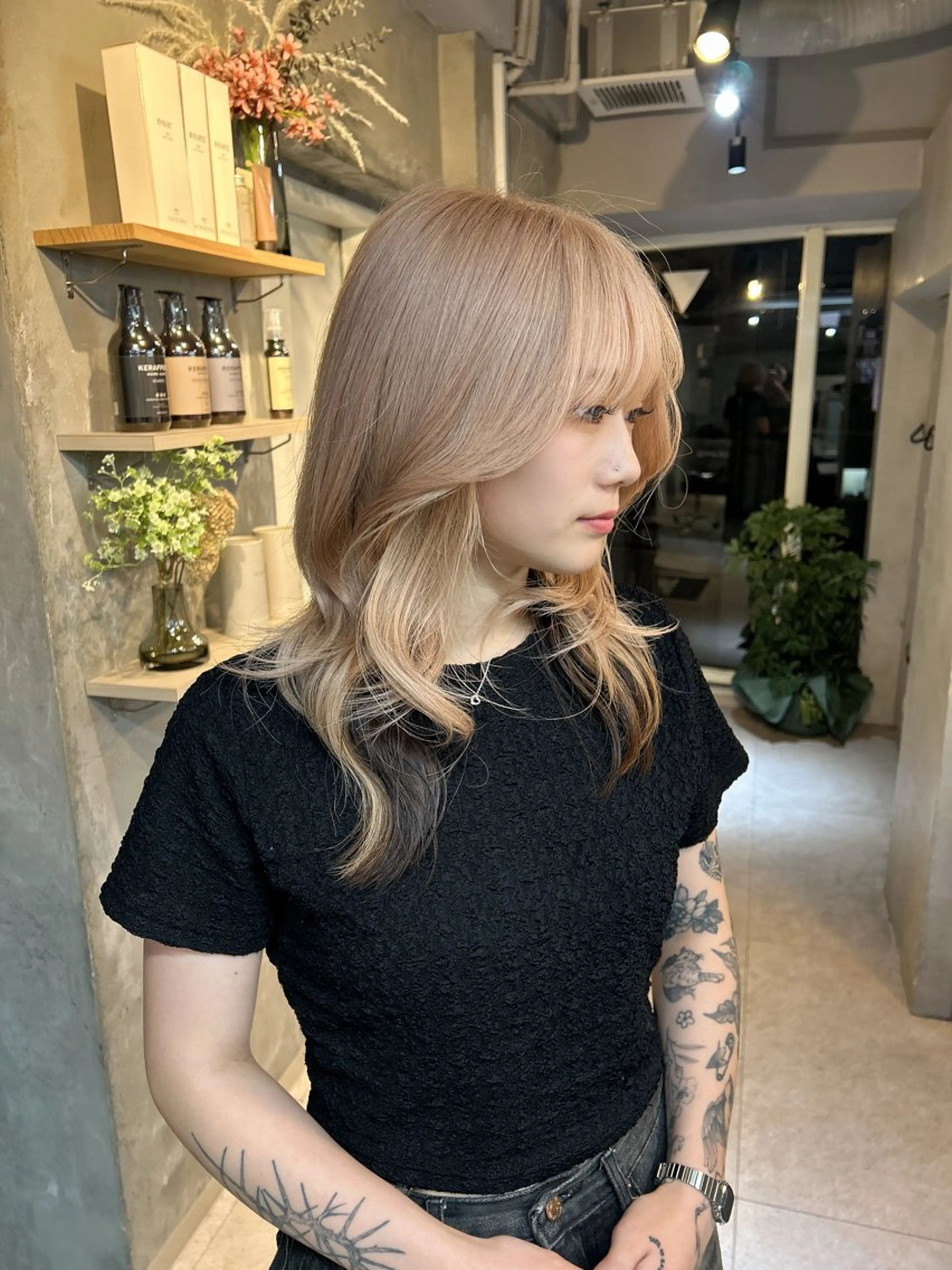 セミロング ヘアカラー トリートメント 心斎橋ヘアカラー ブリーチmarinaのヘアスタイル